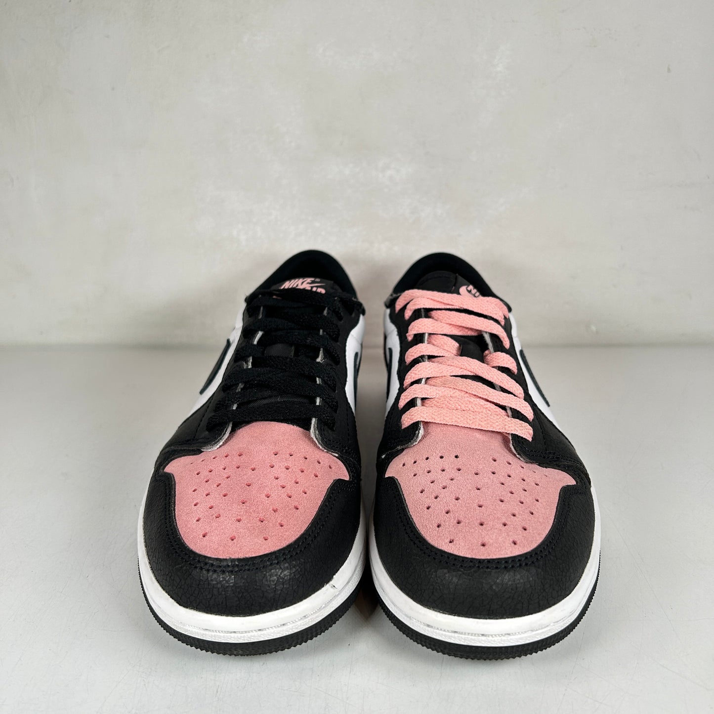 CZ0790 061 Jordan 1 Low OG Bleached Coral [USED] - 8.5 M (Used)