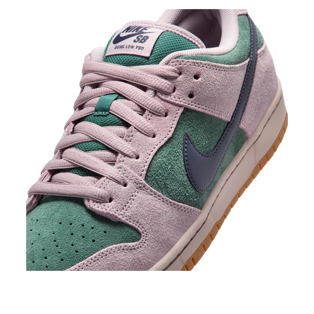 HQ1625 300 Nike SB Dunk Low Pro Mineral Slate