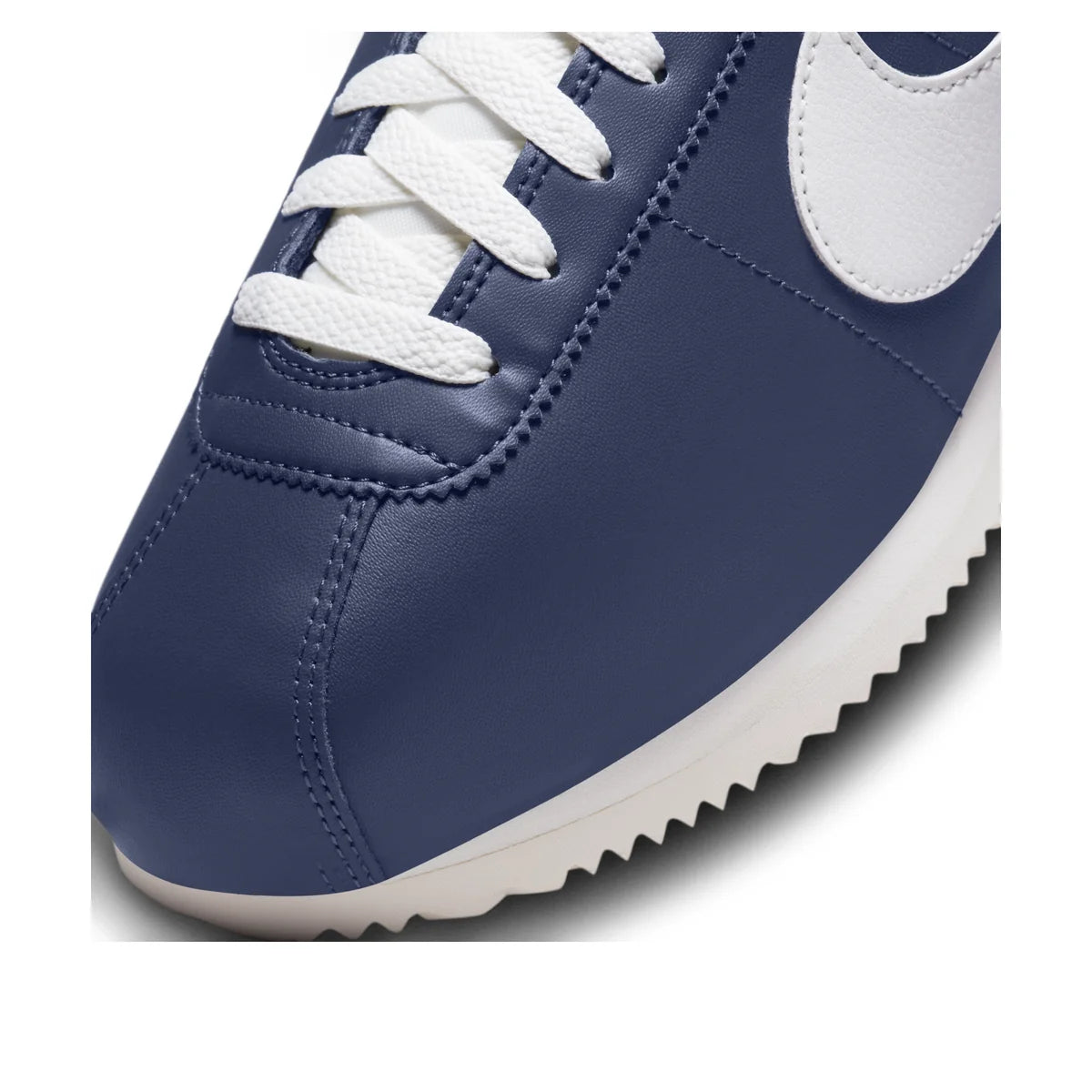 DM4044 400 Nike Cortez Midnight Navy