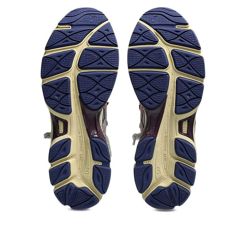 1203B115 100 ASICS Gel-Cumulus 16 TOGA White Red Pure Silver