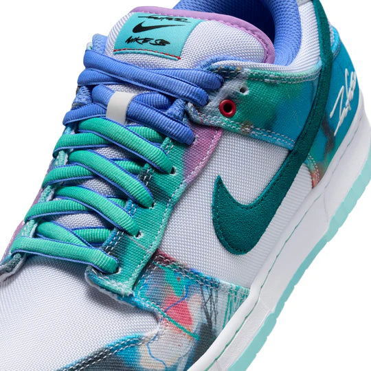 HF6061 400 Nike SB Dunk Low Futura Laboratories Bleached Aqua