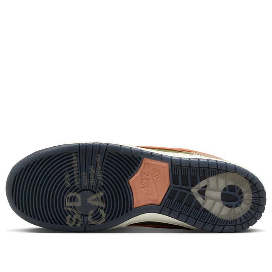 IH3211 200 Nike SB Dunk Low Arts-Rec