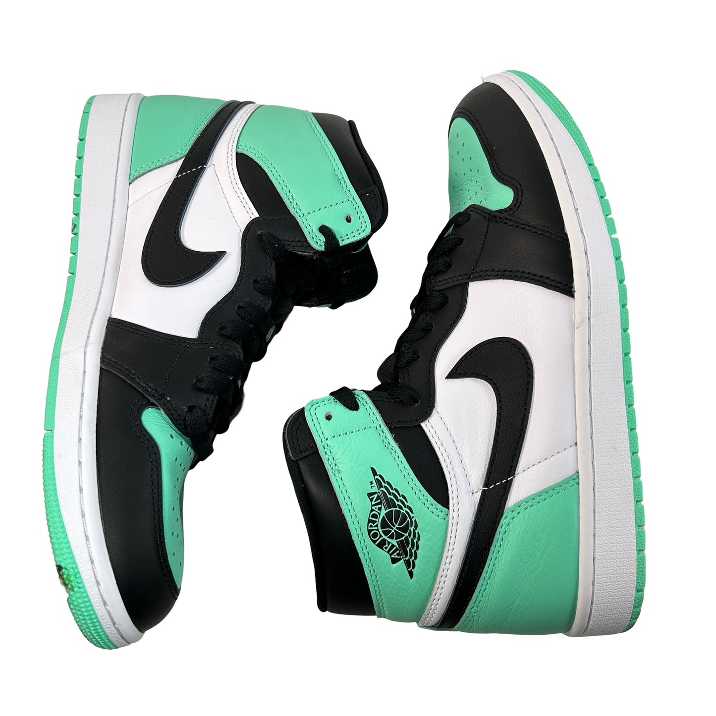 DZ5485 130 Jordan 1 Retro High OG Green Glow [USED] - 9.5 M (Used)