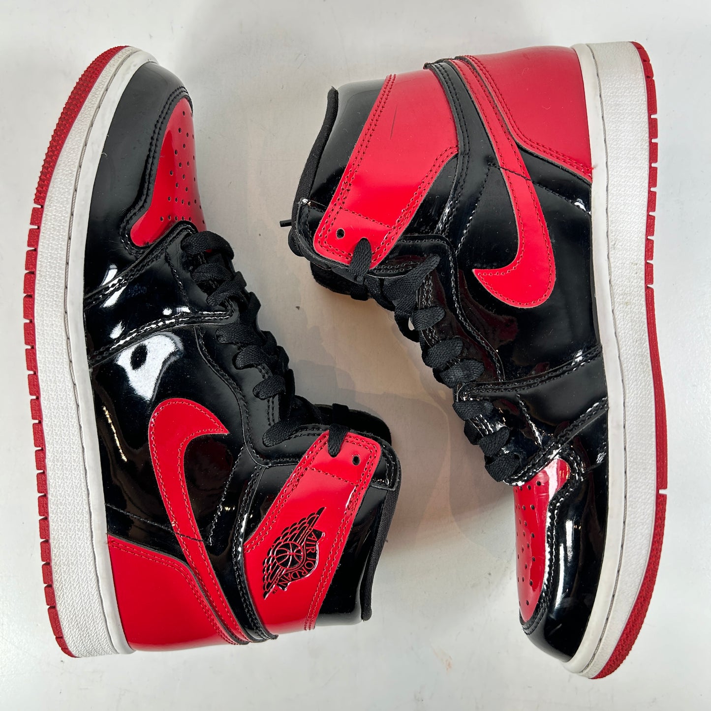 555088 063 Jordan 1 Retro High OG Patent Bred [USED] - 8.5 M (Used3)