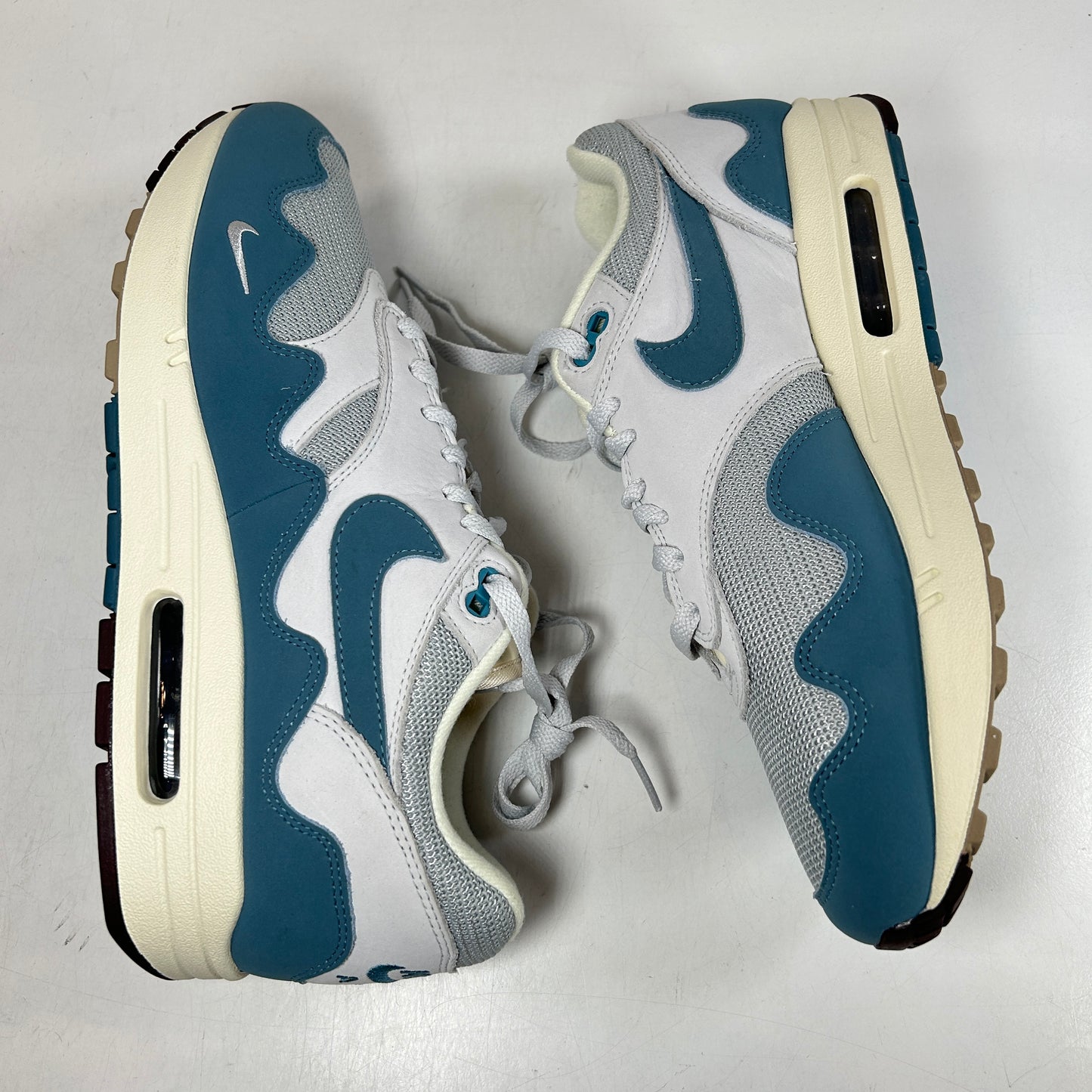 DH1348 004 Nike Air Max 1 Patta Waves Noise Aqua (with Bracelet) [USED] - 11 M (Used)