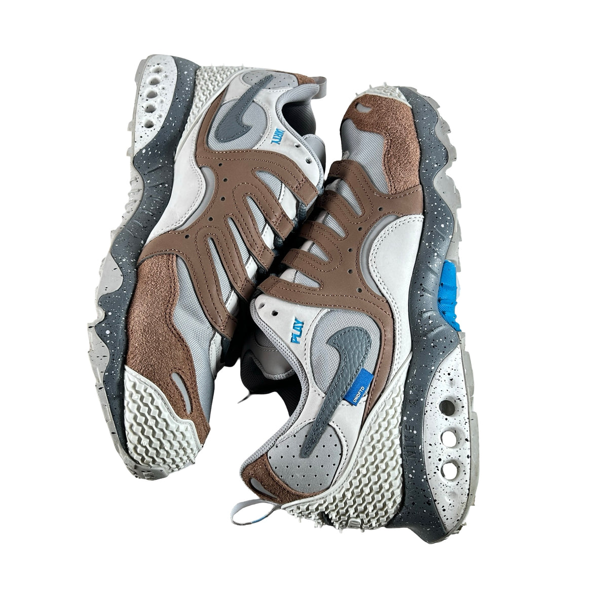 FN7546 200 Nike Air Terra Humara Undefeated Archaeo Brown [USED] - 13 M (Used)