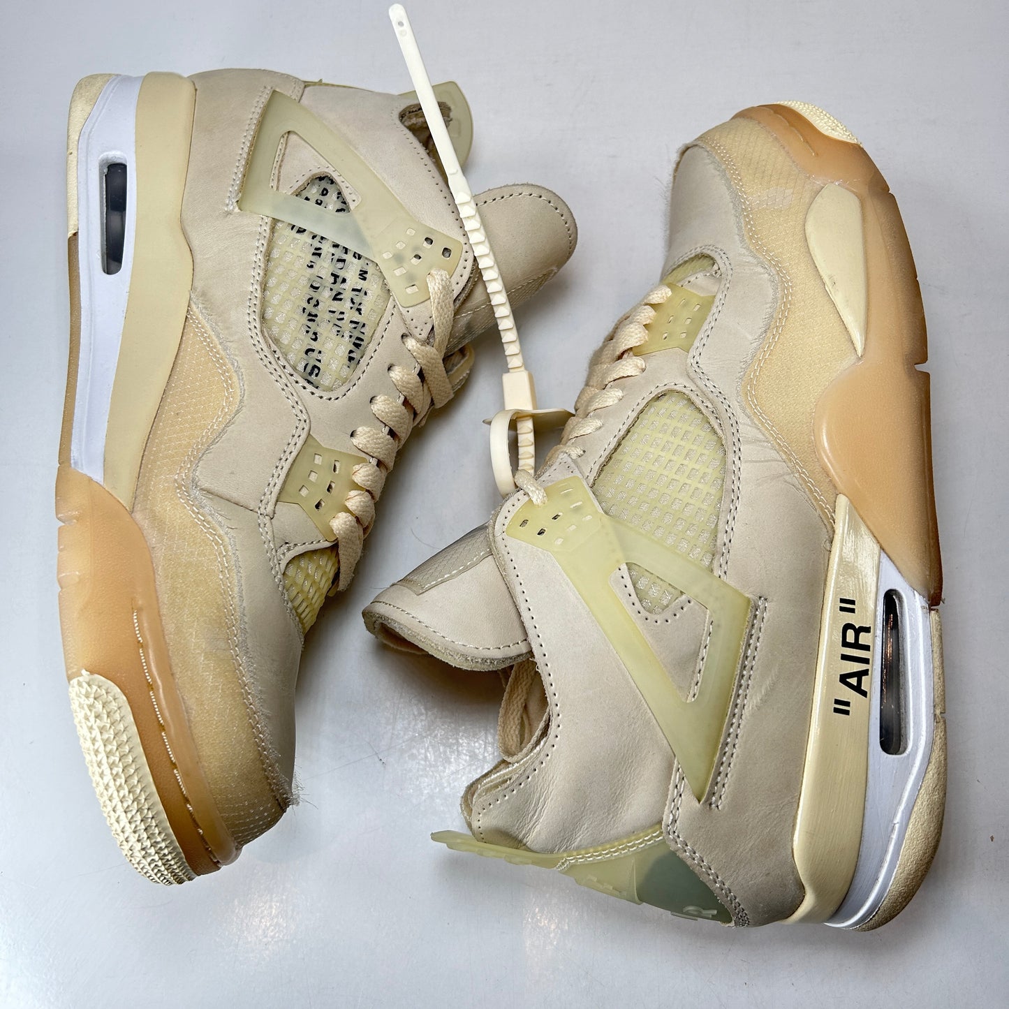 CV9388 100 Jordan 4 Off-White Sail [USED] - 10.5 W (Used2)