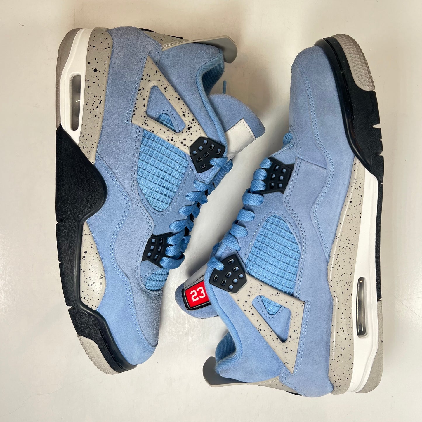 CT8527 400 Jordan 4 University Blue [USED] - 9 M (Used2)