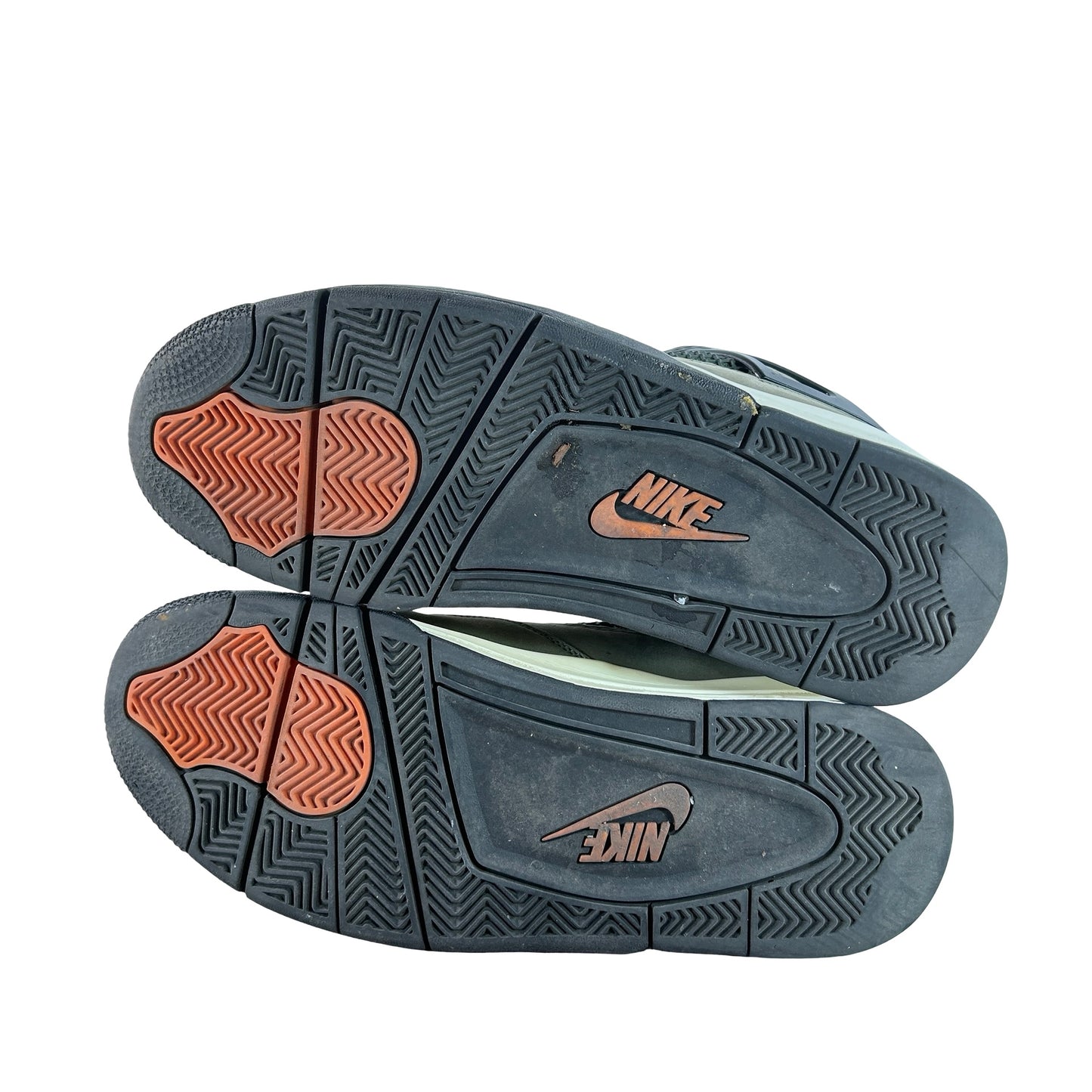 IB1519 200 Jordan 4 Retro OG SP Undefeated (2025) [USED] - 9.5 M (Used7)