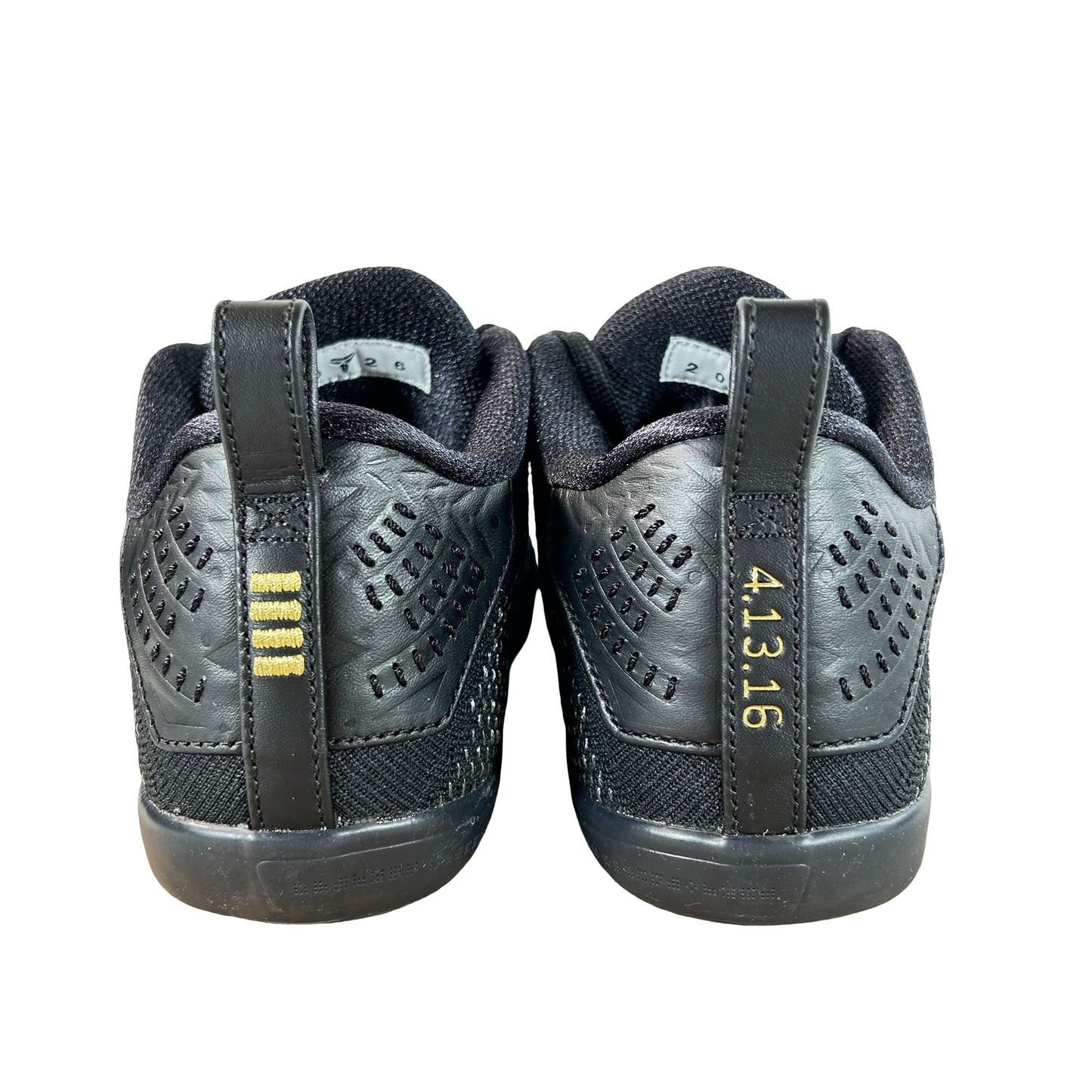 IM4260 001 Nike Kobe 11 Elite Low Protro Fade to Black [USED] - 7 M (Used)