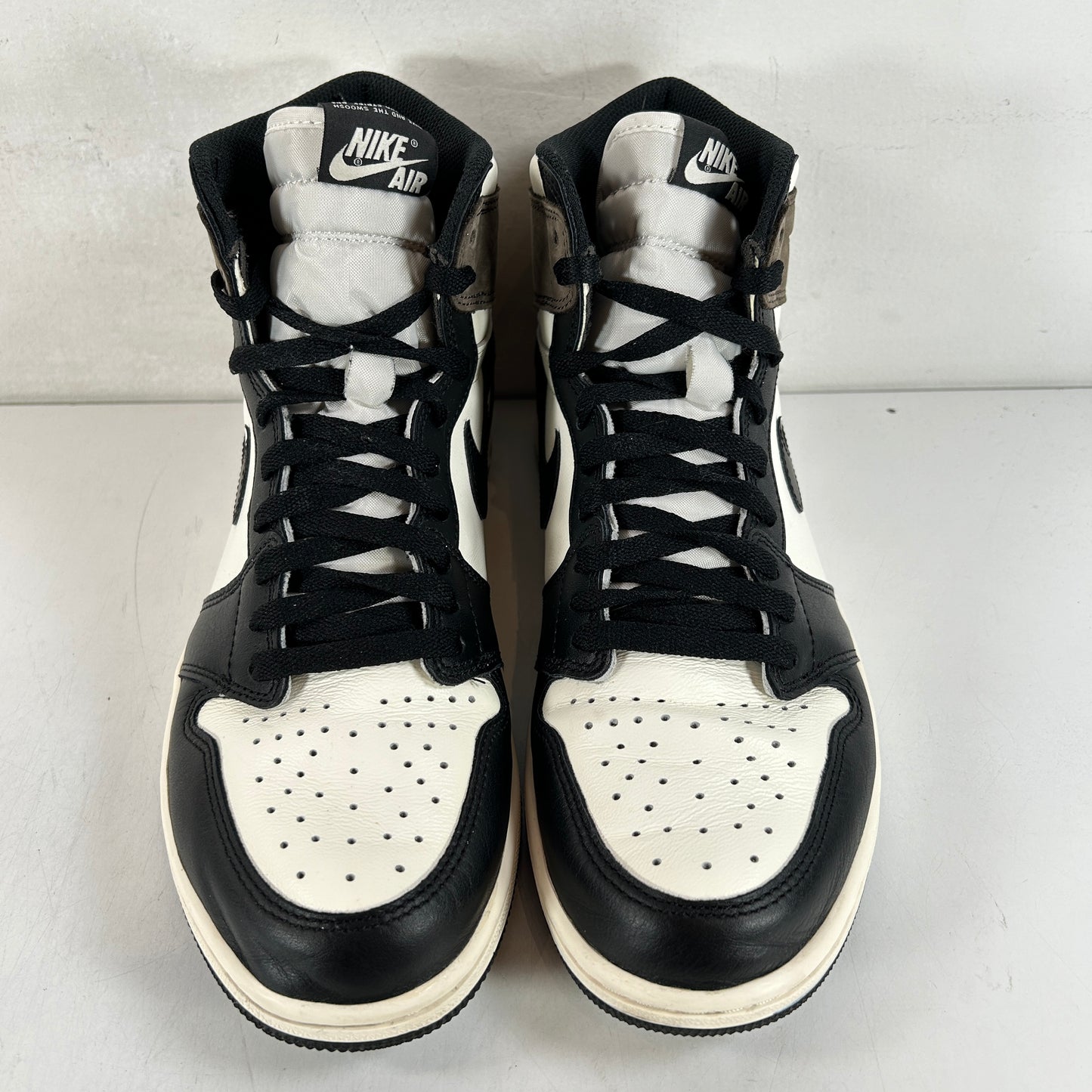 555088 105 Jordan 1 Mocha [USED] - 10 M (Used)