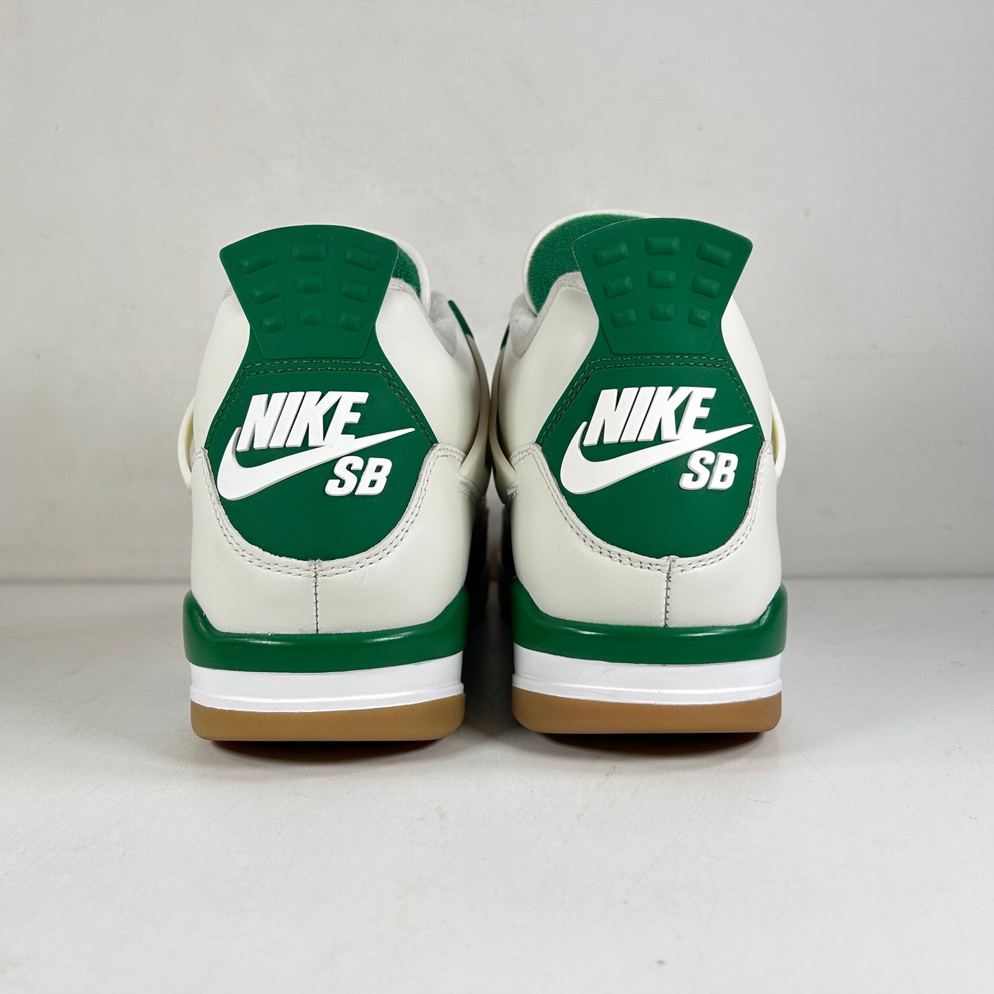 DR5415 103 Jordan 4 Retro SB Pine Green [USED] - 10 M (Used4)