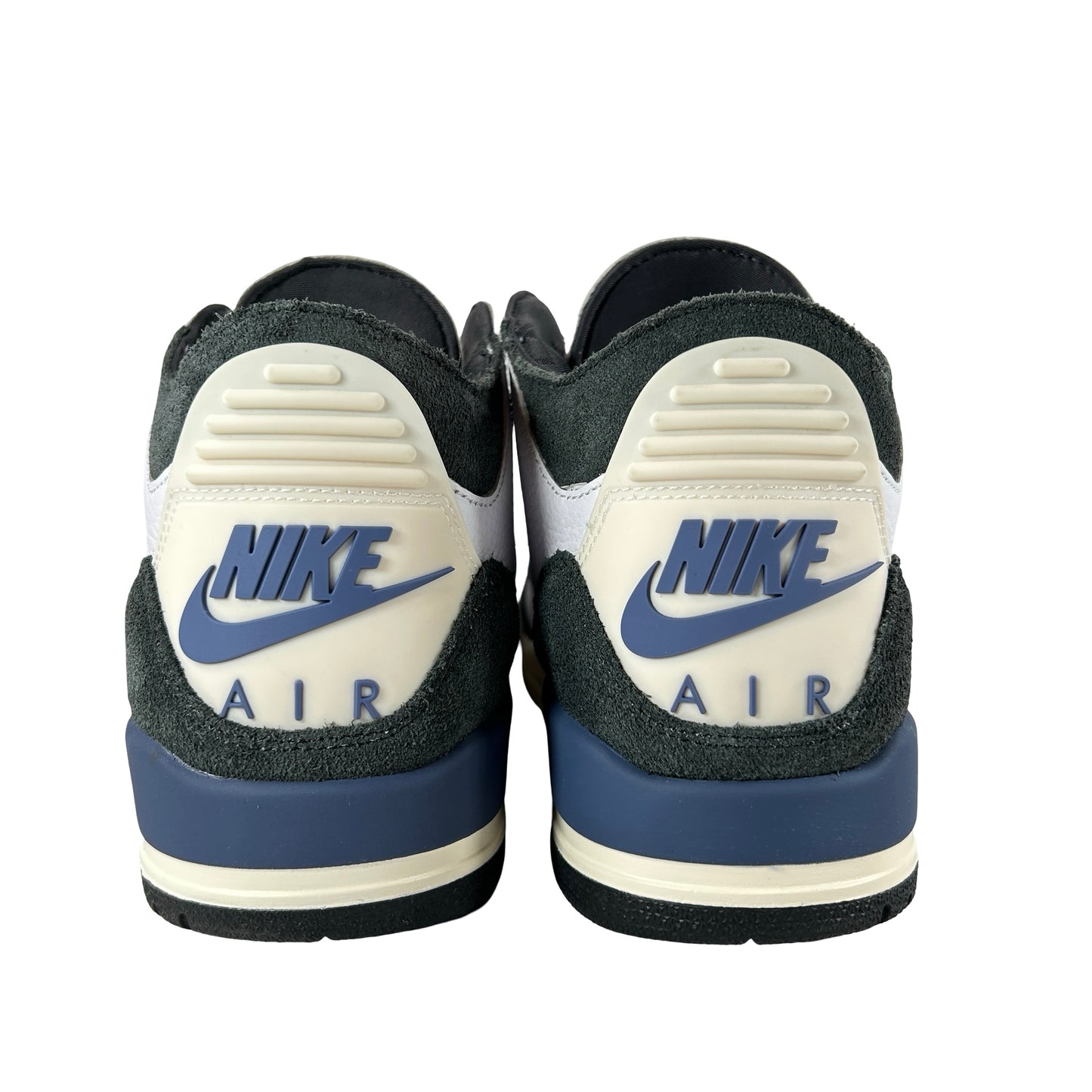 HV8571 100 Jordan 3 Retro OG SP A Ma Maniére Diffused Blue [USED] - 9 M (VNDS)