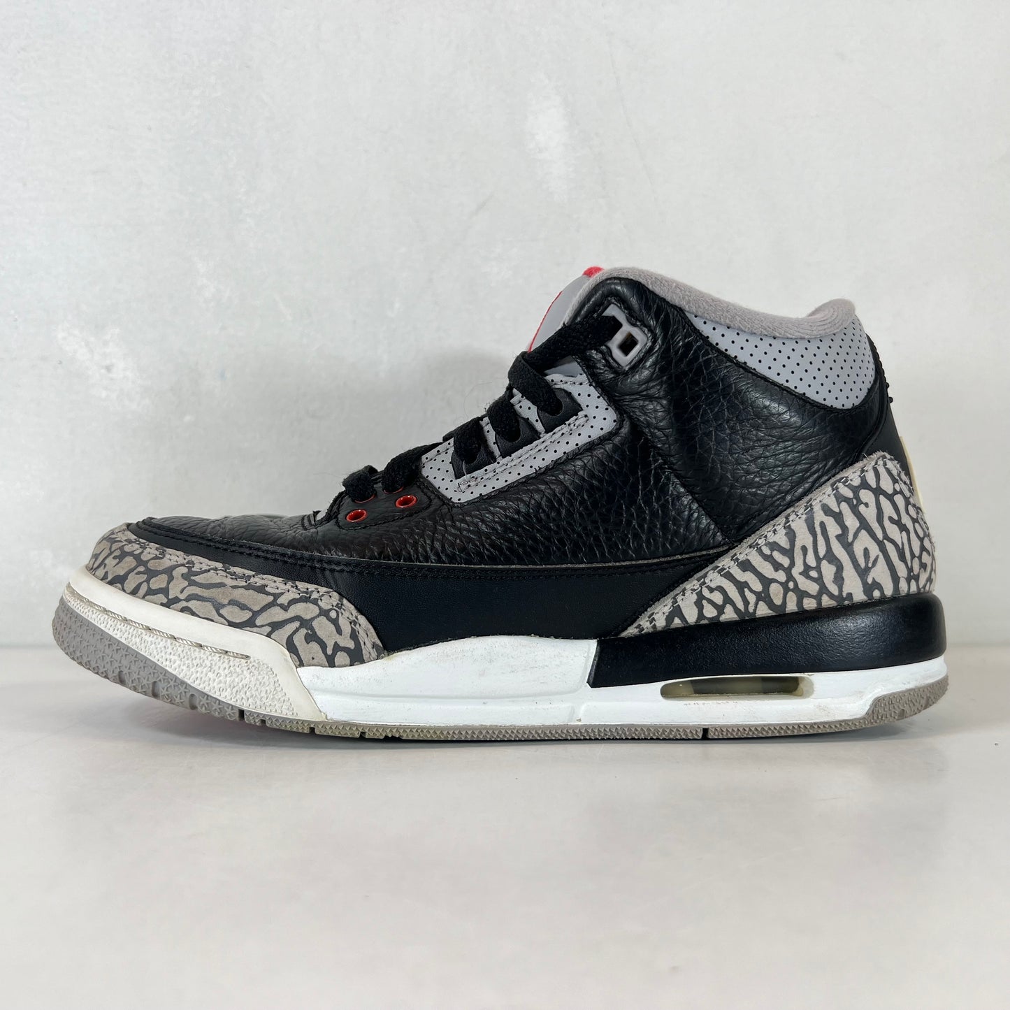 854261 001 Jordan 3 Negro Cemento GS