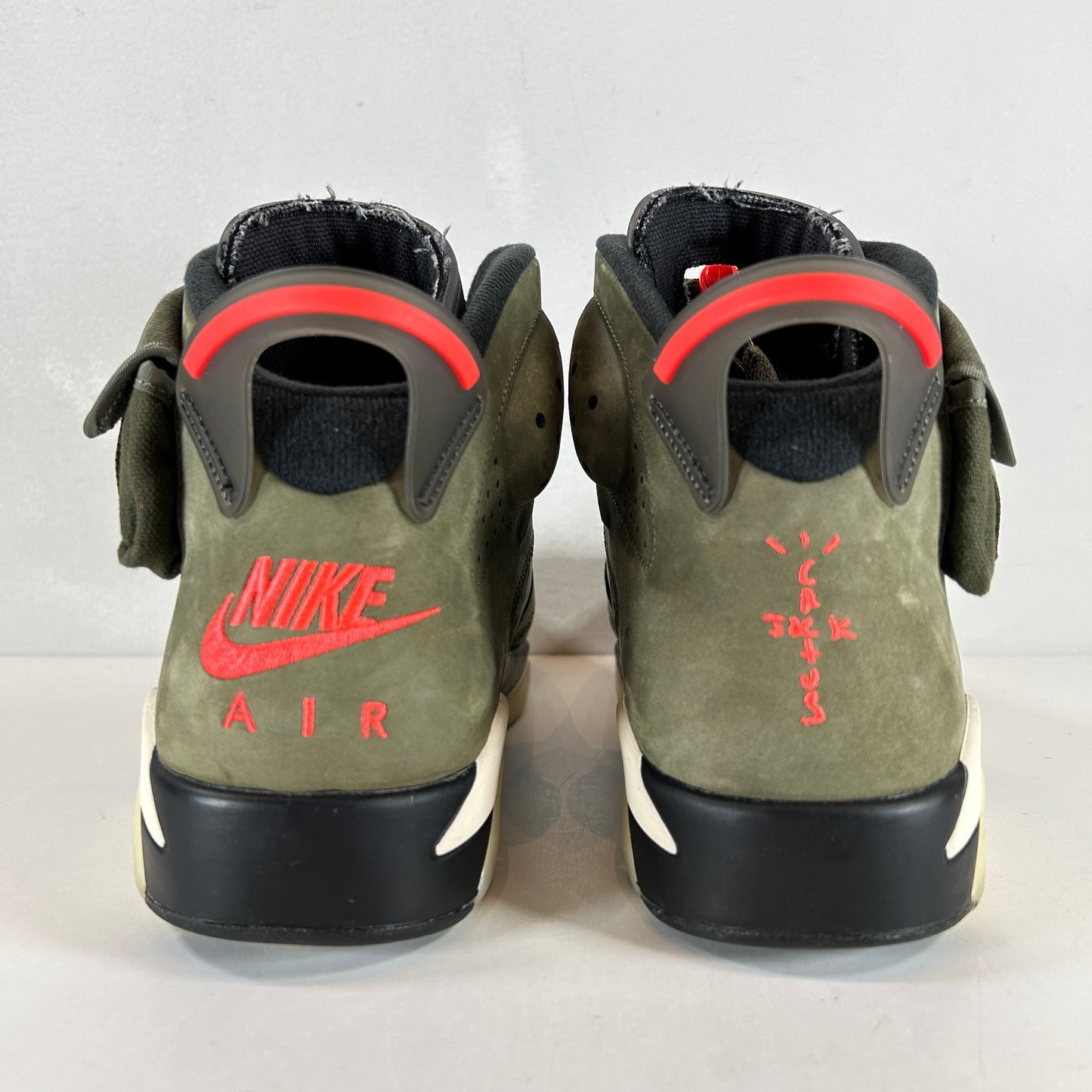 CN1084 200 Jordan 6 Retro Travis Scott [USED] - 11 M (Used3)