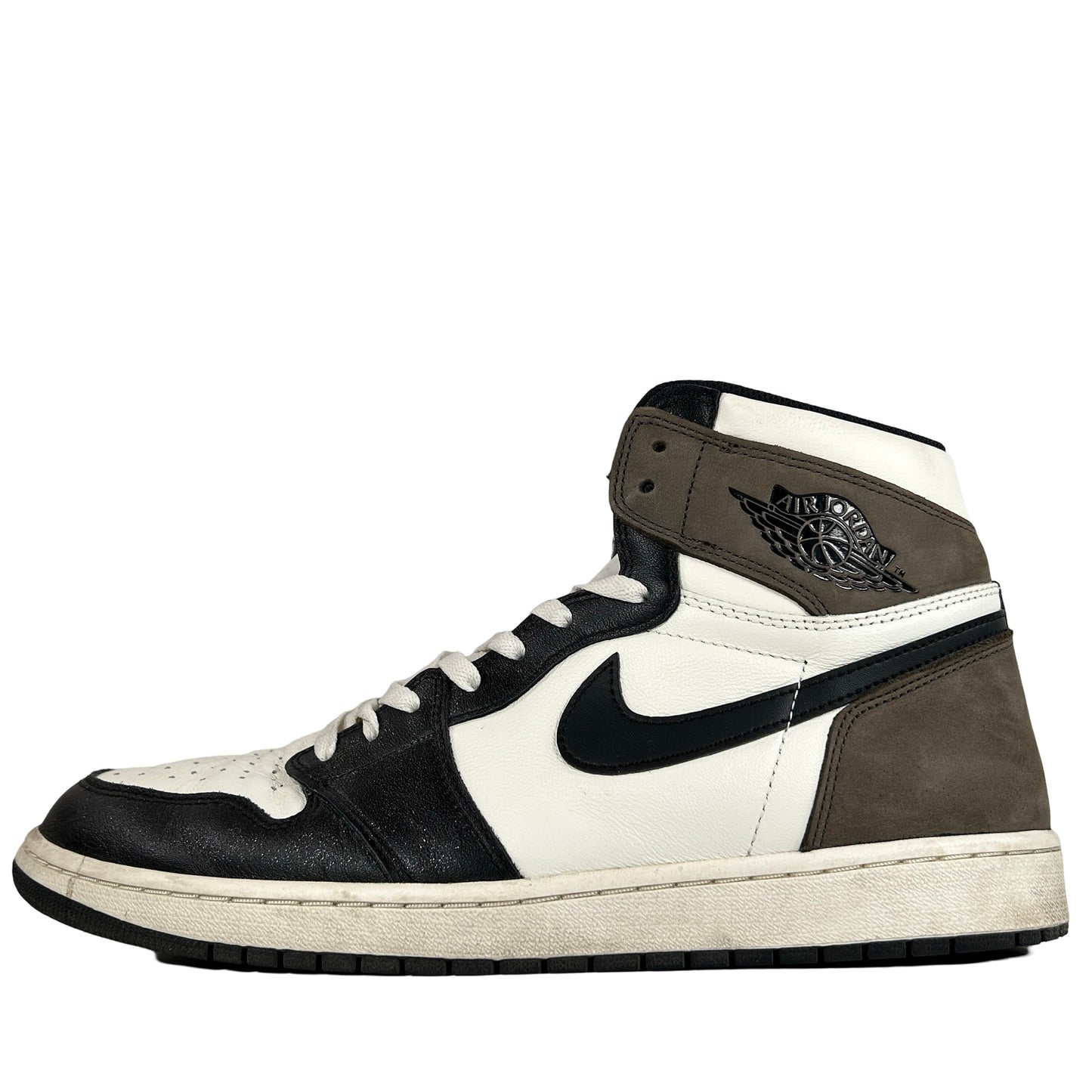 555088 105 Jordan 1 Mocha [USED] - 14 M (Used3)