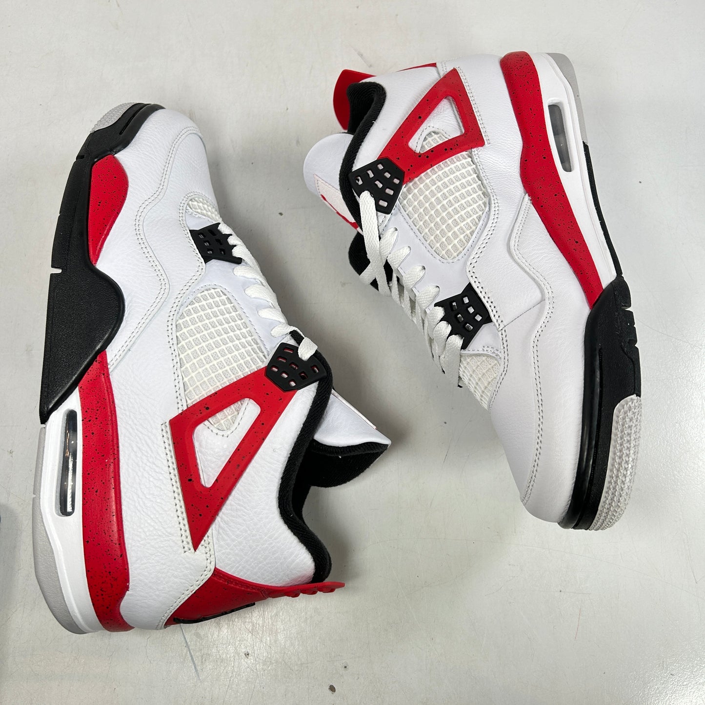 DH6927 161 Jordan 4 Retro Red Cement [CONDITIONAL] - 10 M (Yellowing)