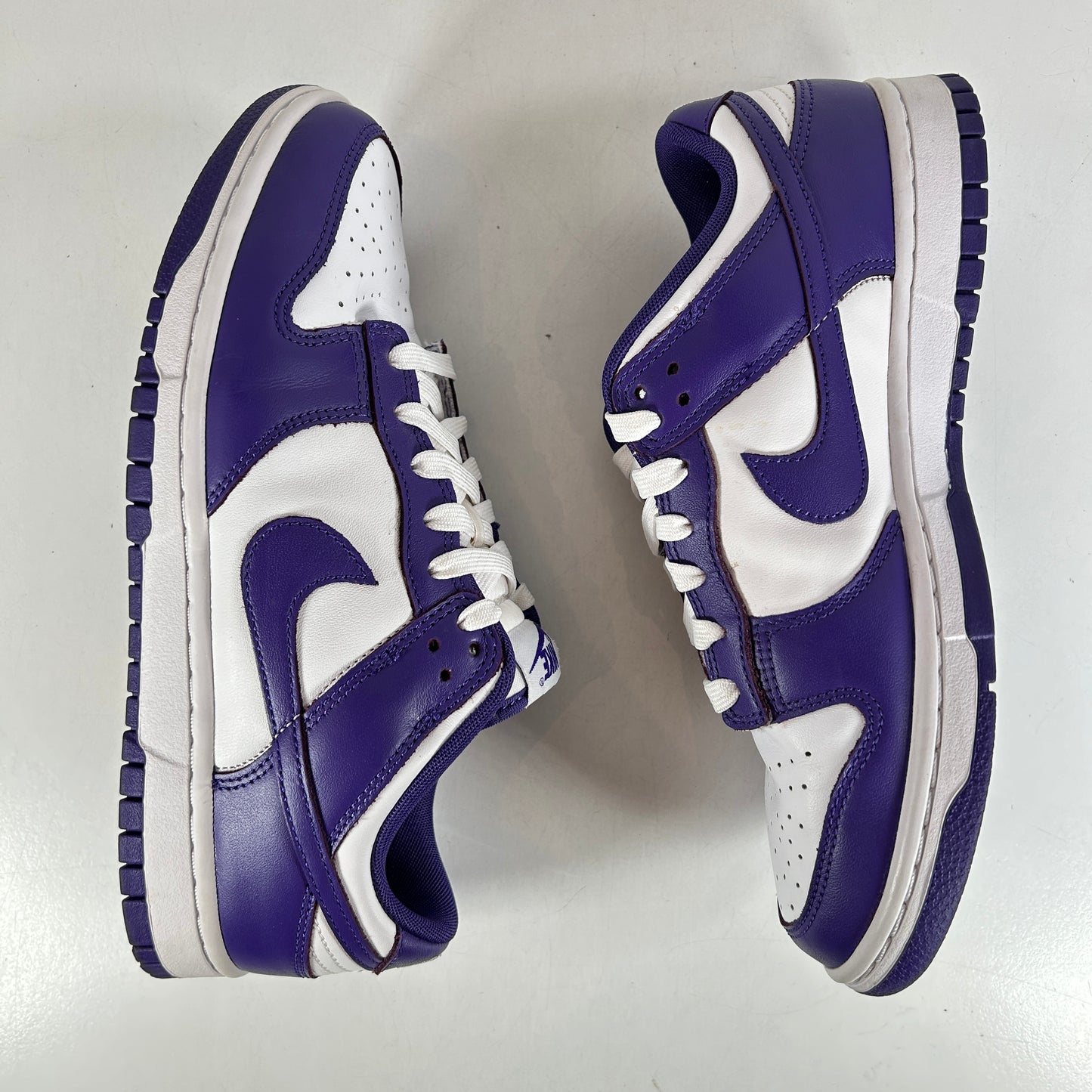 DD1391 104 Nike Dunk Low Championship Court Purple [USED] - 8 M (Used)