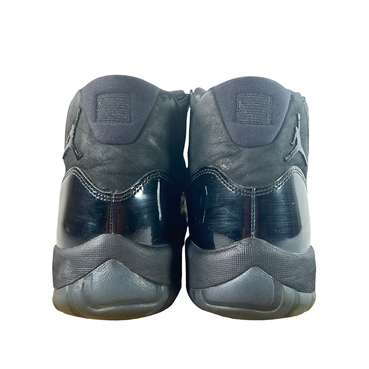 378037 005 Jordan 11 Retro Cap and Gown [USED] - 11.5 M (Used) (No Box)