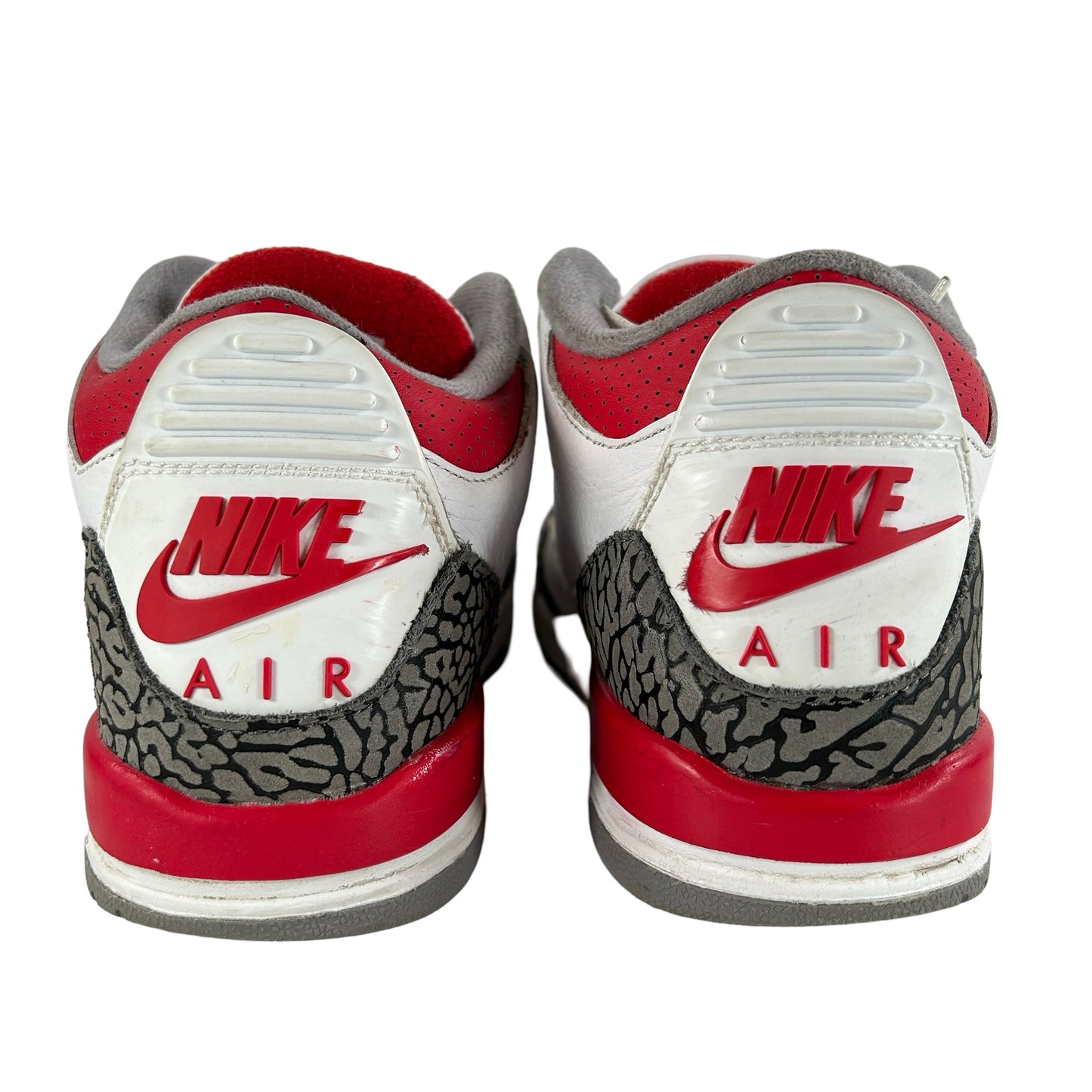 DM0967 160 Jordan 3 Retro Fire Red (2022) (GS) [USED] - 7 Y (Used3)