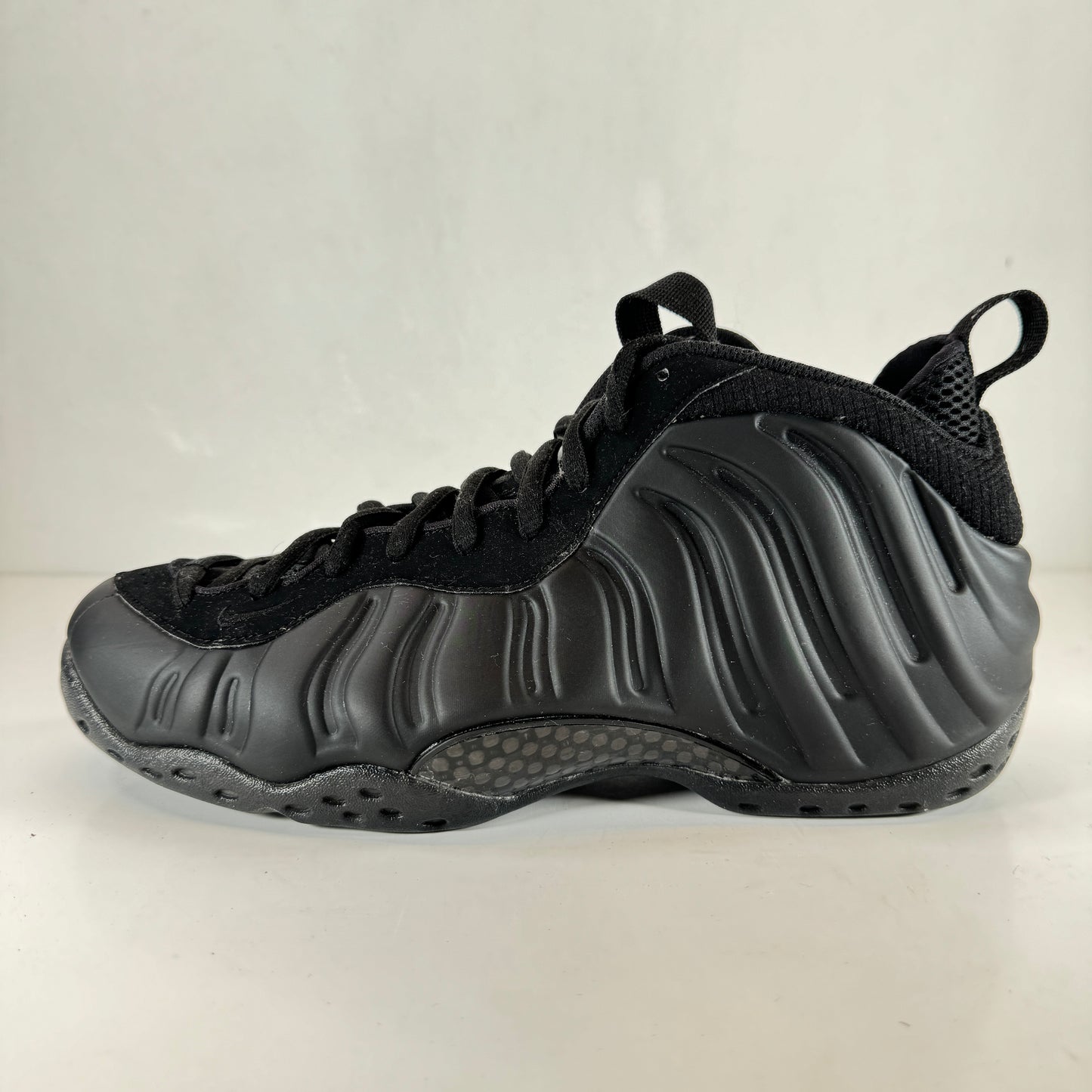 FD5855 001 Nike Air Foamposite One Anthracite (2023) [USED] - 10.5 M (Used)