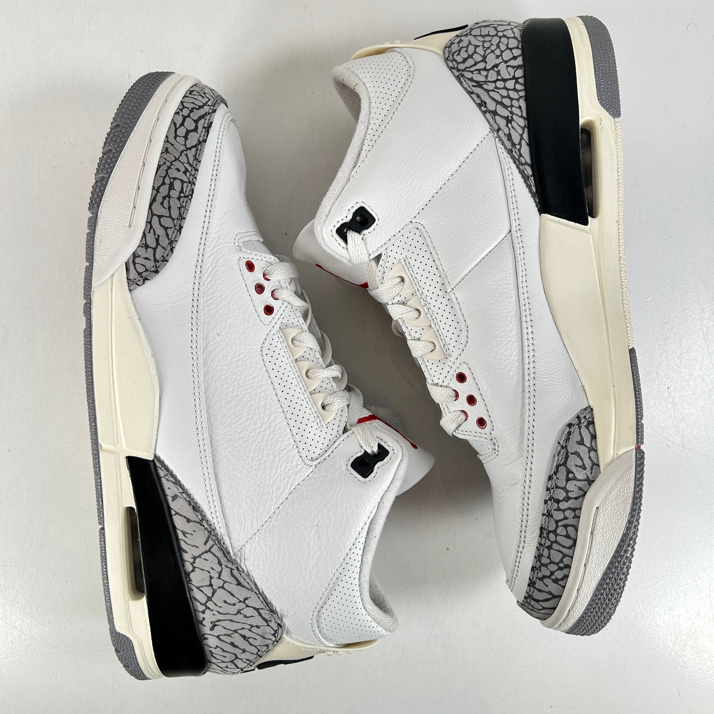 DN3707 100 Jordan 3 Retro White Cement Reimagined [USED] - 11.5 M (Used4)