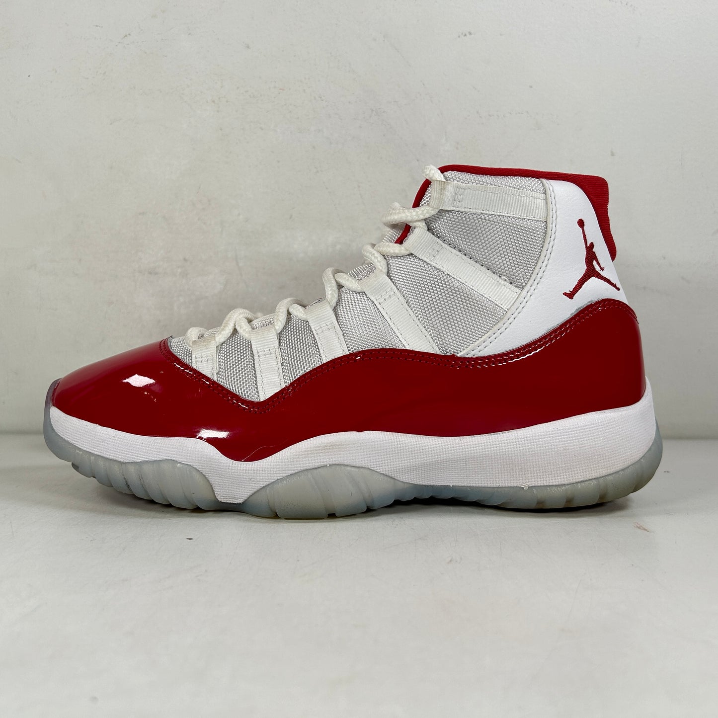 CT8012 116 Jordan 11 Retro Cereza (2022)