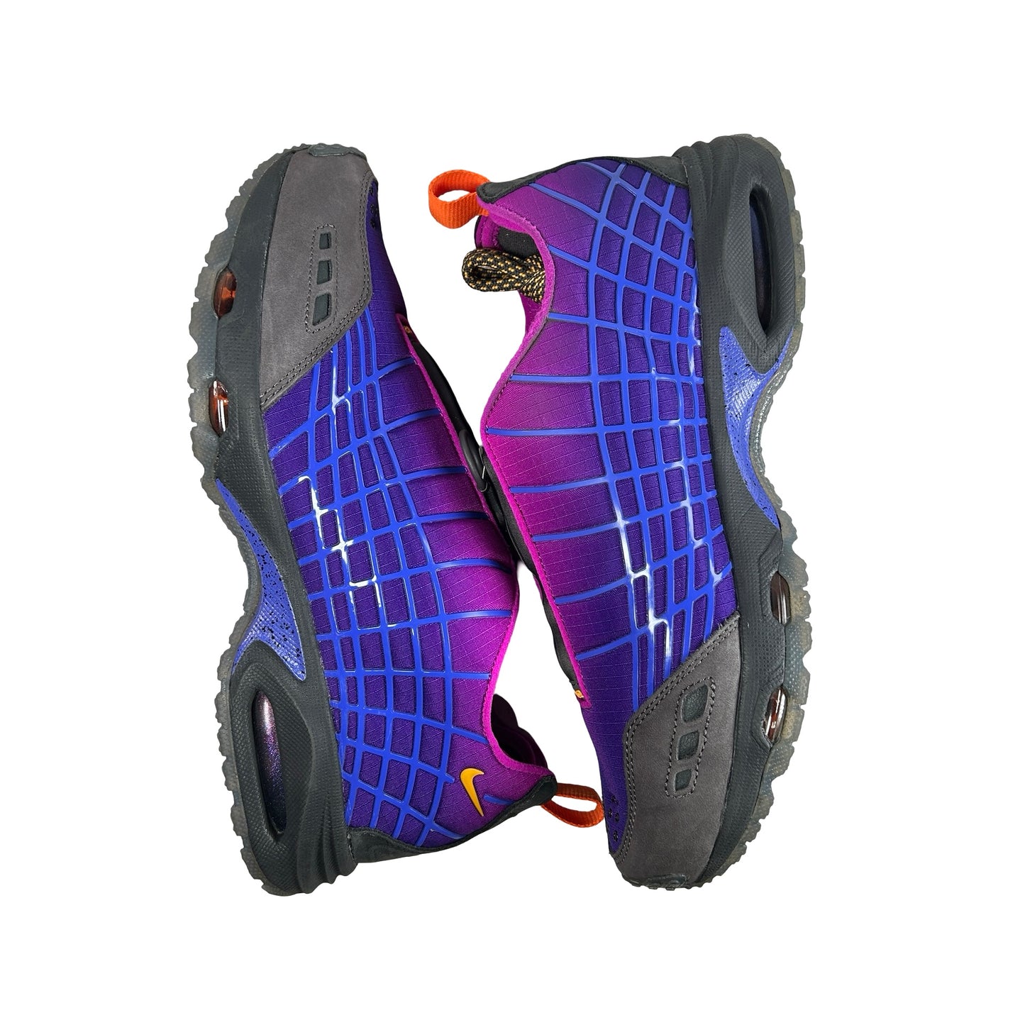 HF3286 500 Nike Air Max Sunder SP Kids of Immigrants Sun Down [USED] - 9.5 M (Used)