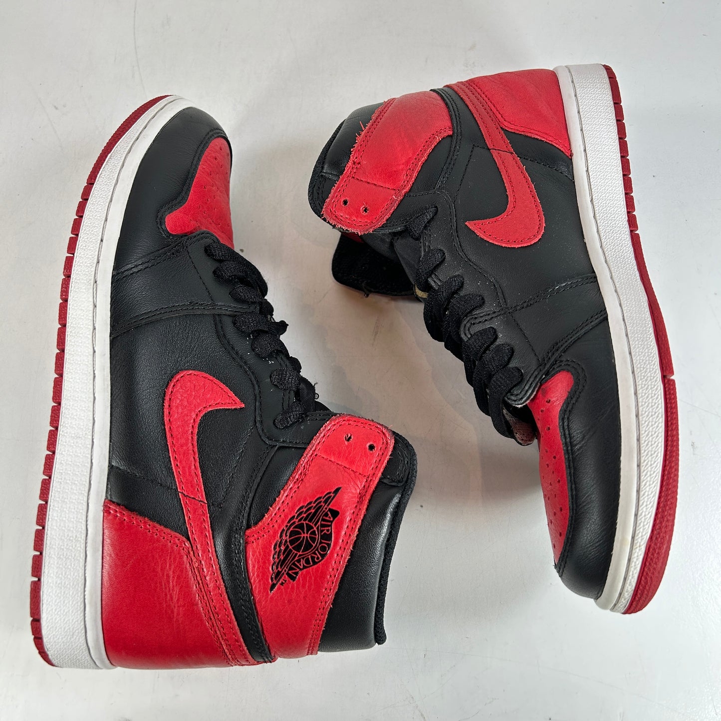 555088 001 Jordan 1 Retro High Bred Banned (2016) [USED] - 8 M (Used) (Replace Box)