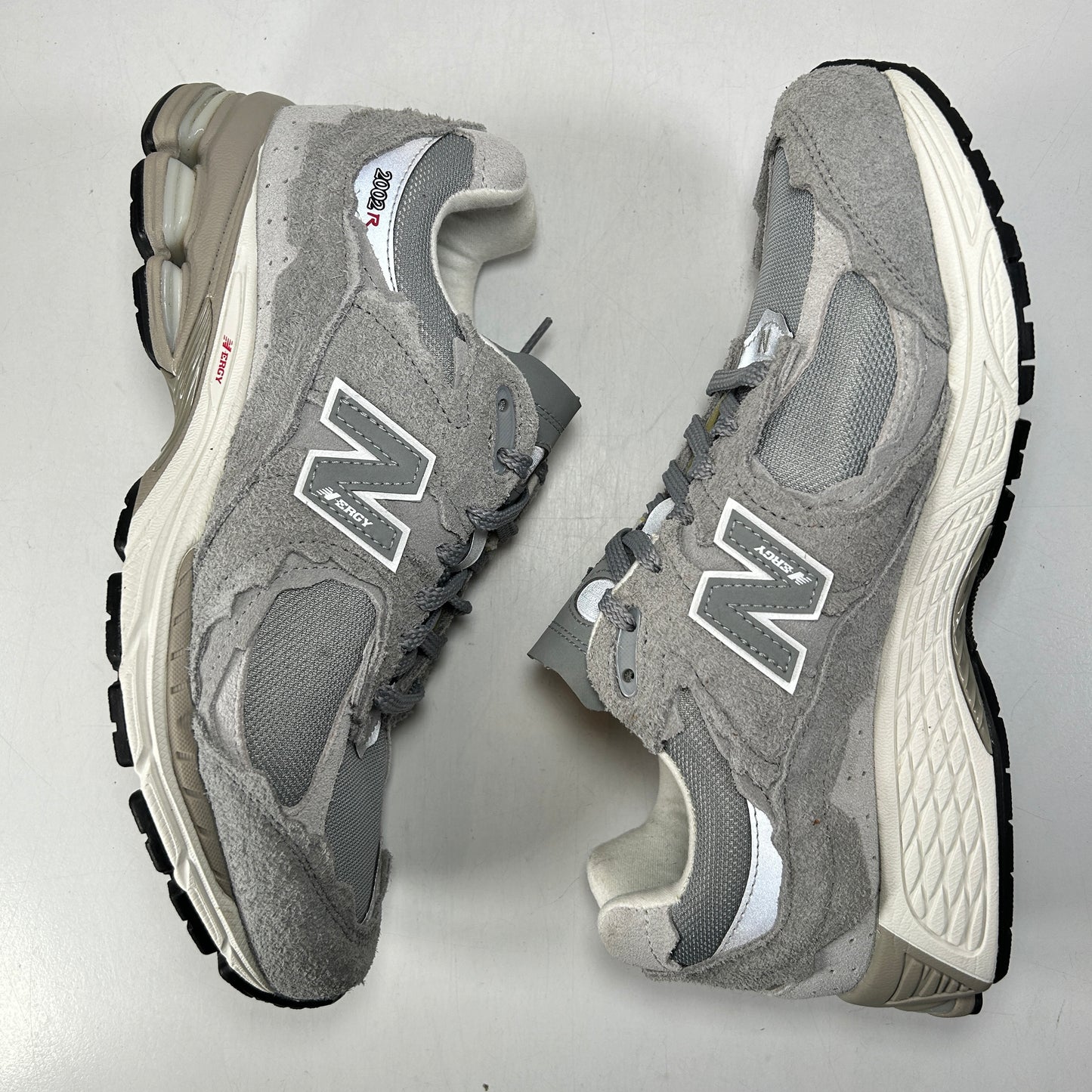 M2002RDM New Balance 2002R Protection Pack Grey [USED] -  M 9 (Used)