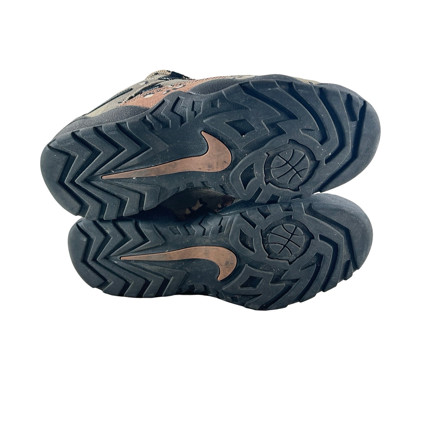 FQ3000 200 Nike SB Darwin Low Supreme Desert Camo [USED] - 8 M (Used)