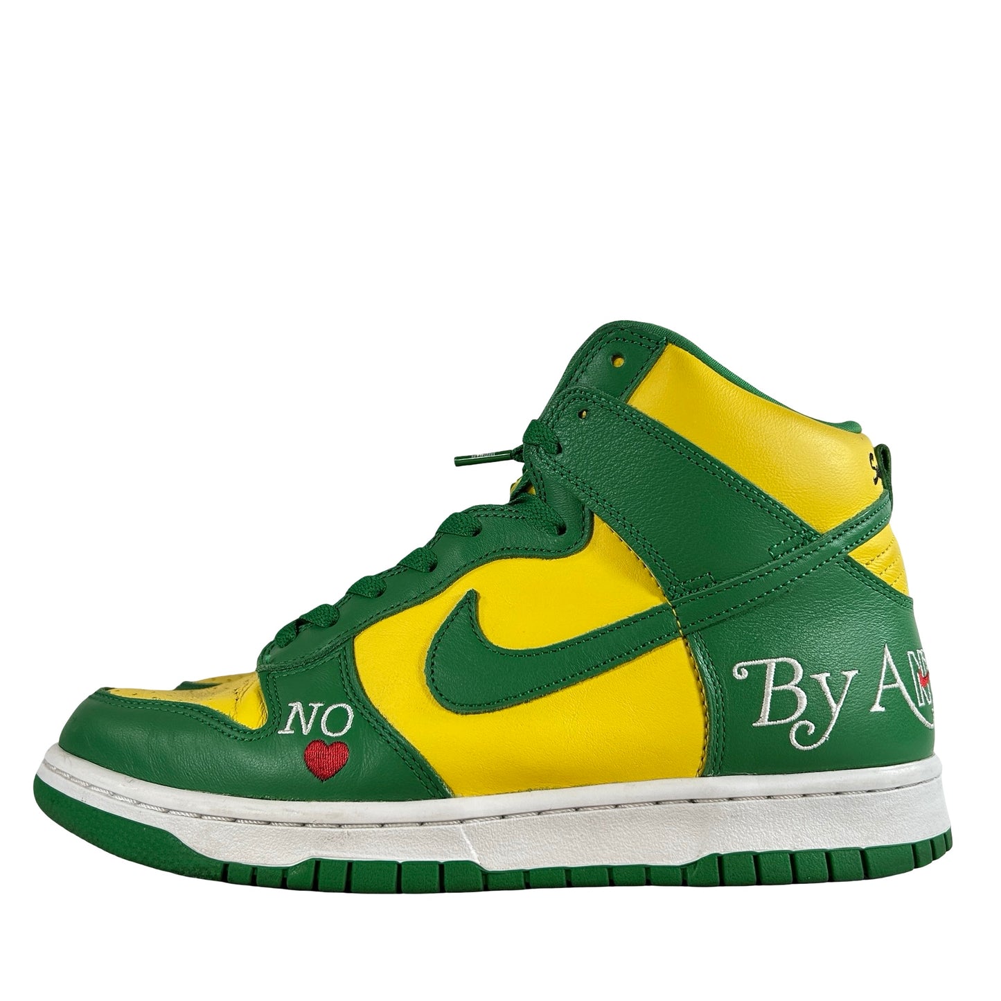 DN3741 700 Nike SB Dunk High Supreme By Any Means Brazil [USED] - 8.5 M (Used)