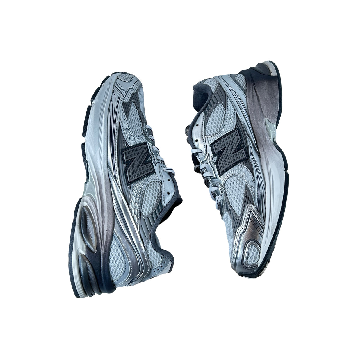 U2010753 New Balance 2010 Metallic Silver Grey [USED] - 9 M (Used)