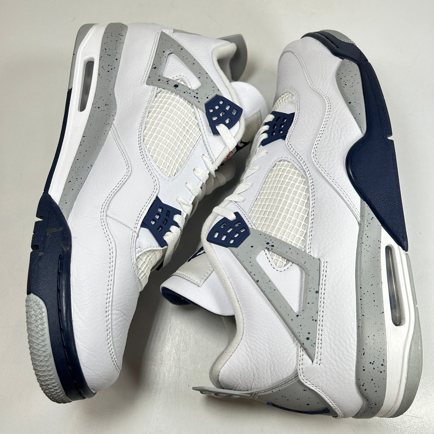 DH6927 140 Jordan 4 Retro Midnight Navy [USED] - 15 M (Used)