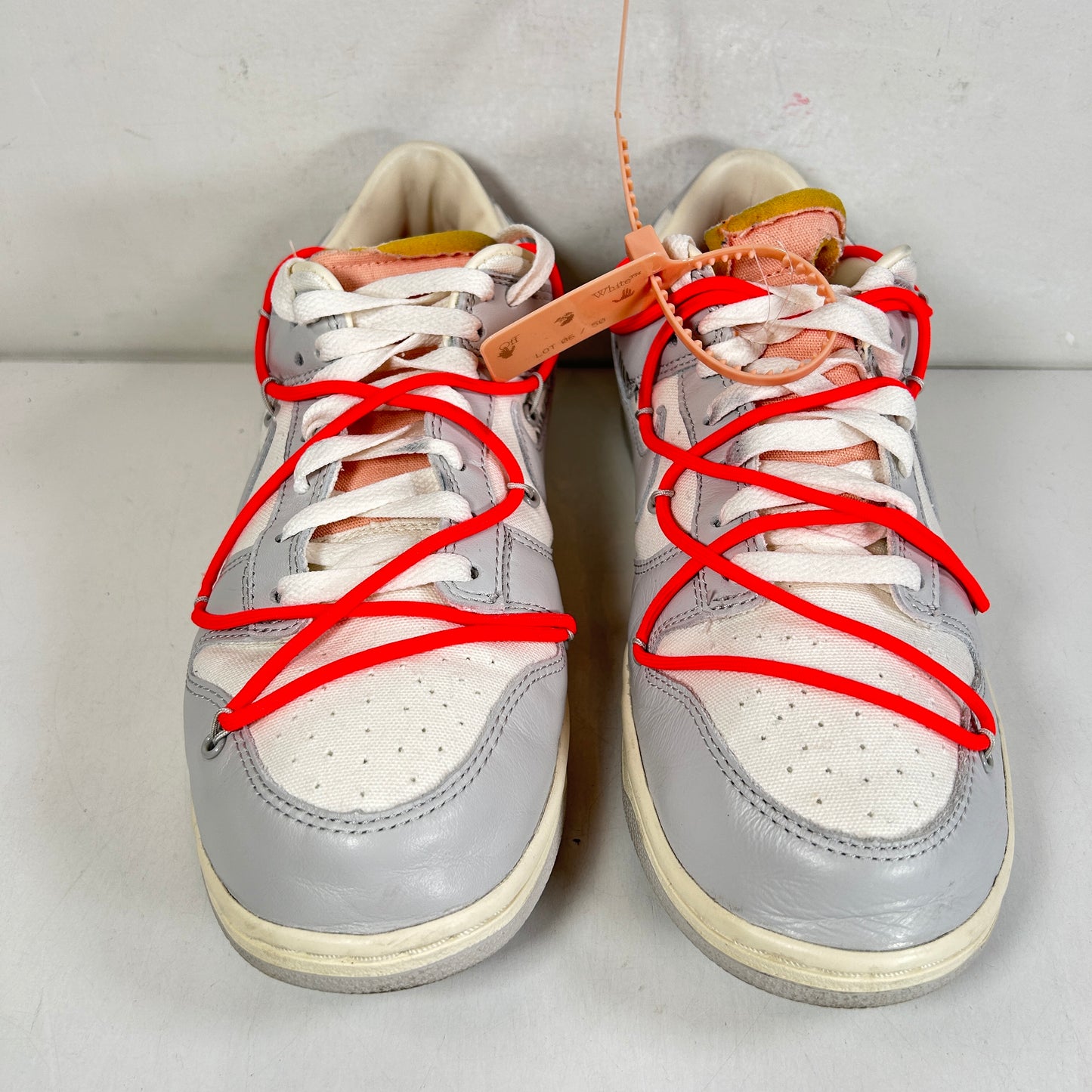 DM1602 110 Nike Dunk Low Off-White Lot 6 [USED] - 11 M (Used)
