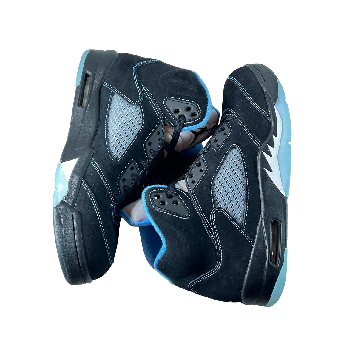 DD0587 008 Jordan 5 Retro Black University Blue (2026) [USED] - 10 M (Used4)