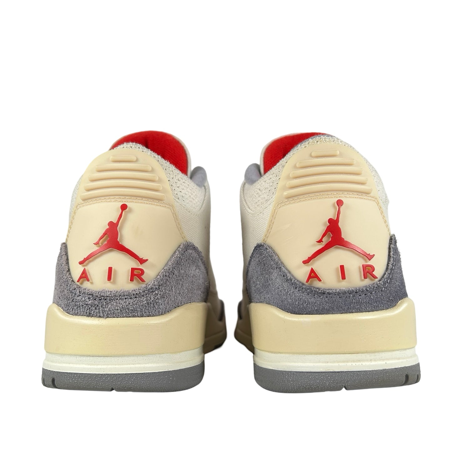 DH7139 100 Jordan 3 Retro Muslin [USED] - 7.5 M (Used)