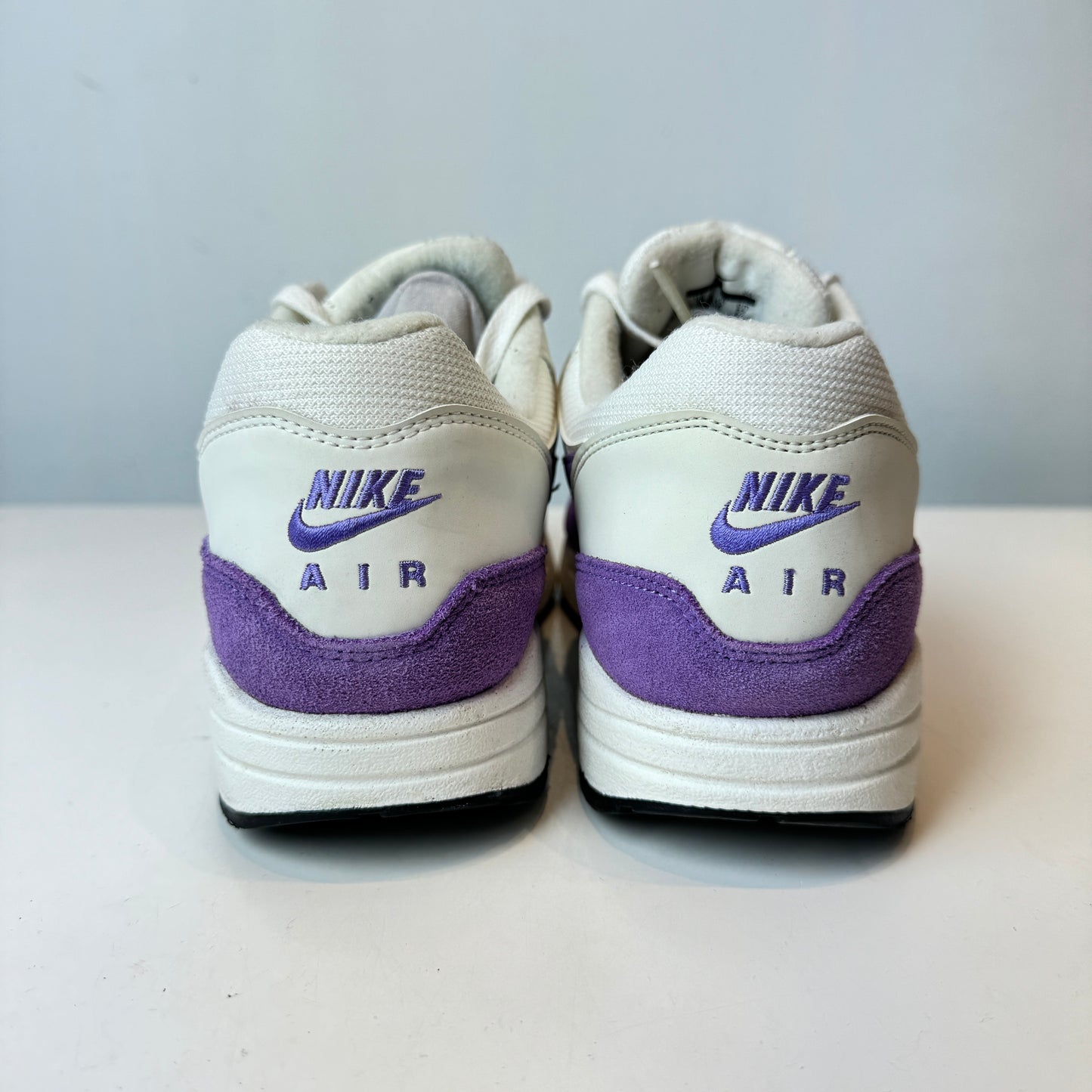 319986 118 Nike Air Max 1 Atomic Violet (Women's) [USED] - 10 W (Used)
