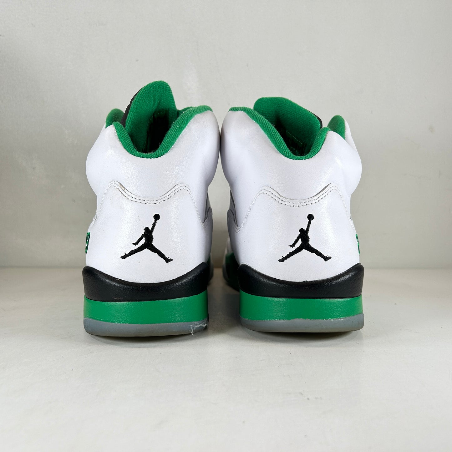 DD9336 103 Jordan 5 Retro Lucky Green (W) [USED] - 12 W (Used)