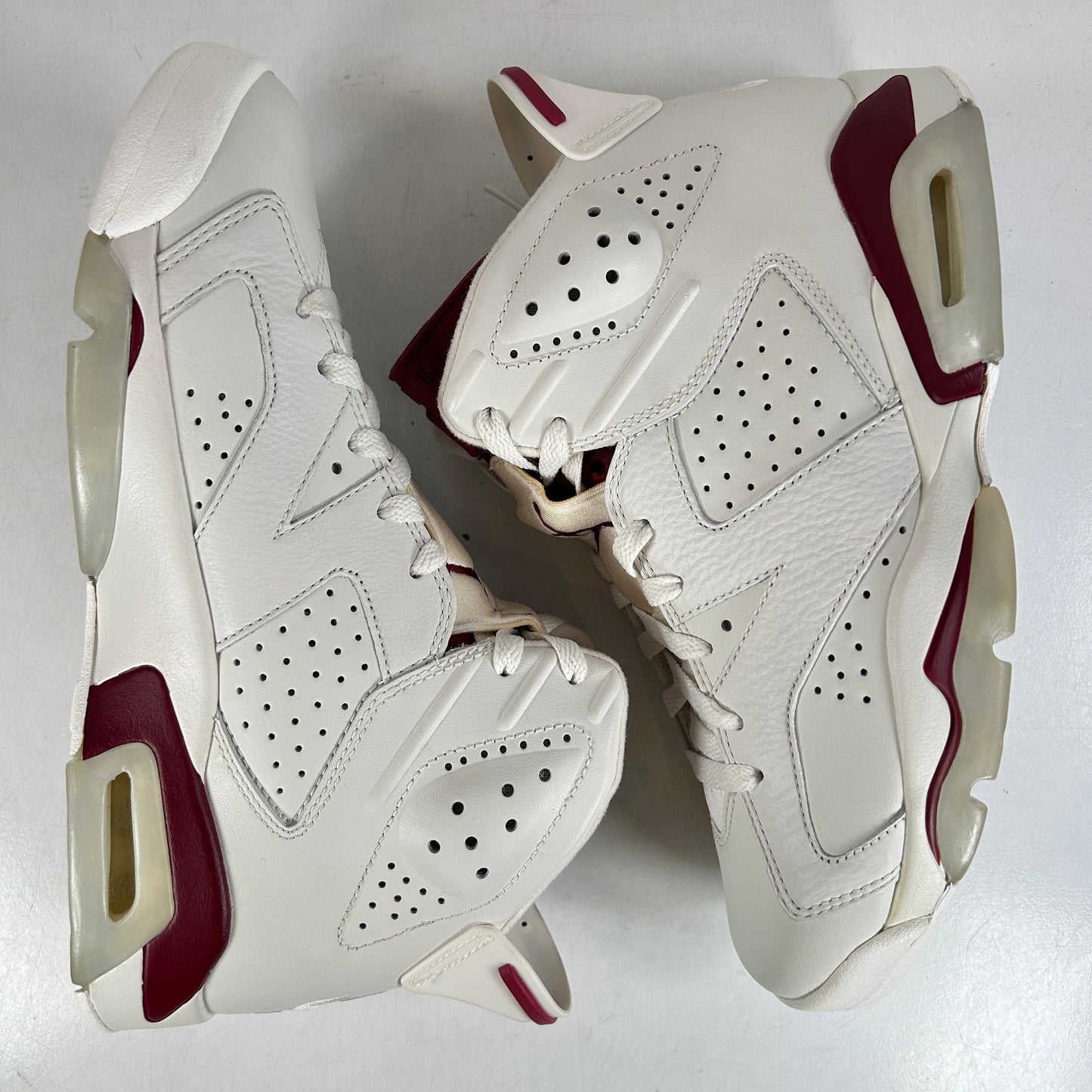 384664 116 Jordan 6 Maroon [USED] - 8 M (VNDS)