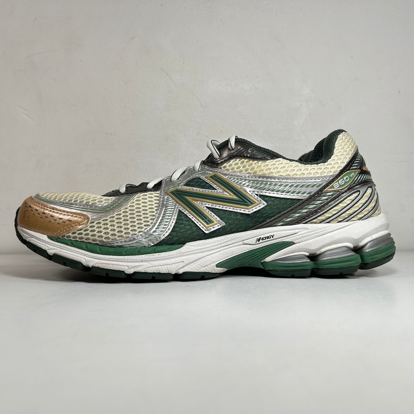 ML860AL2 New Balance 860v2 Aime Leon Dore Green [USED] - 12 M (Used)