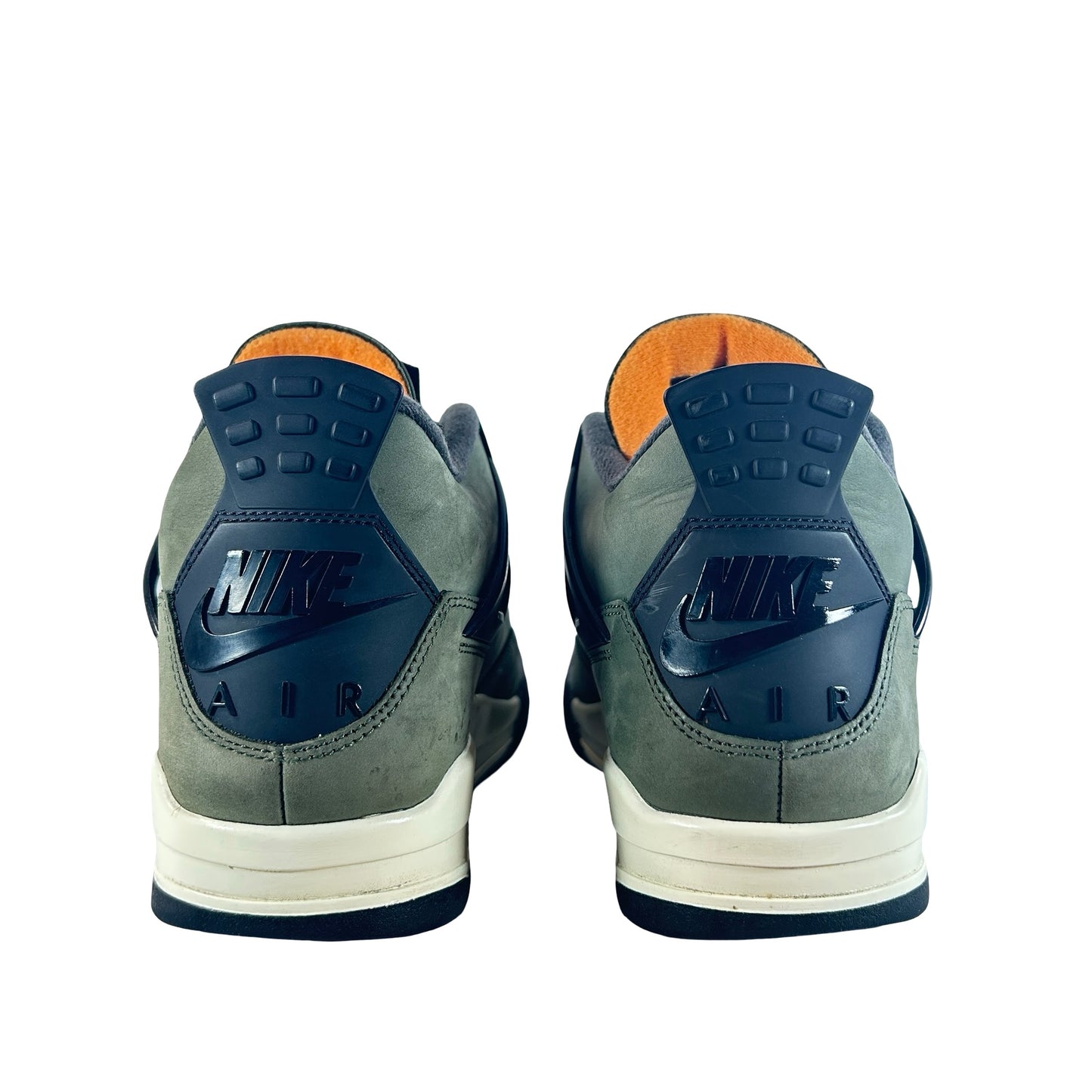 IB1519 200 Jordan 4 Retro OG SP Undefeated (2025) [USED] - 12 M (Used3)