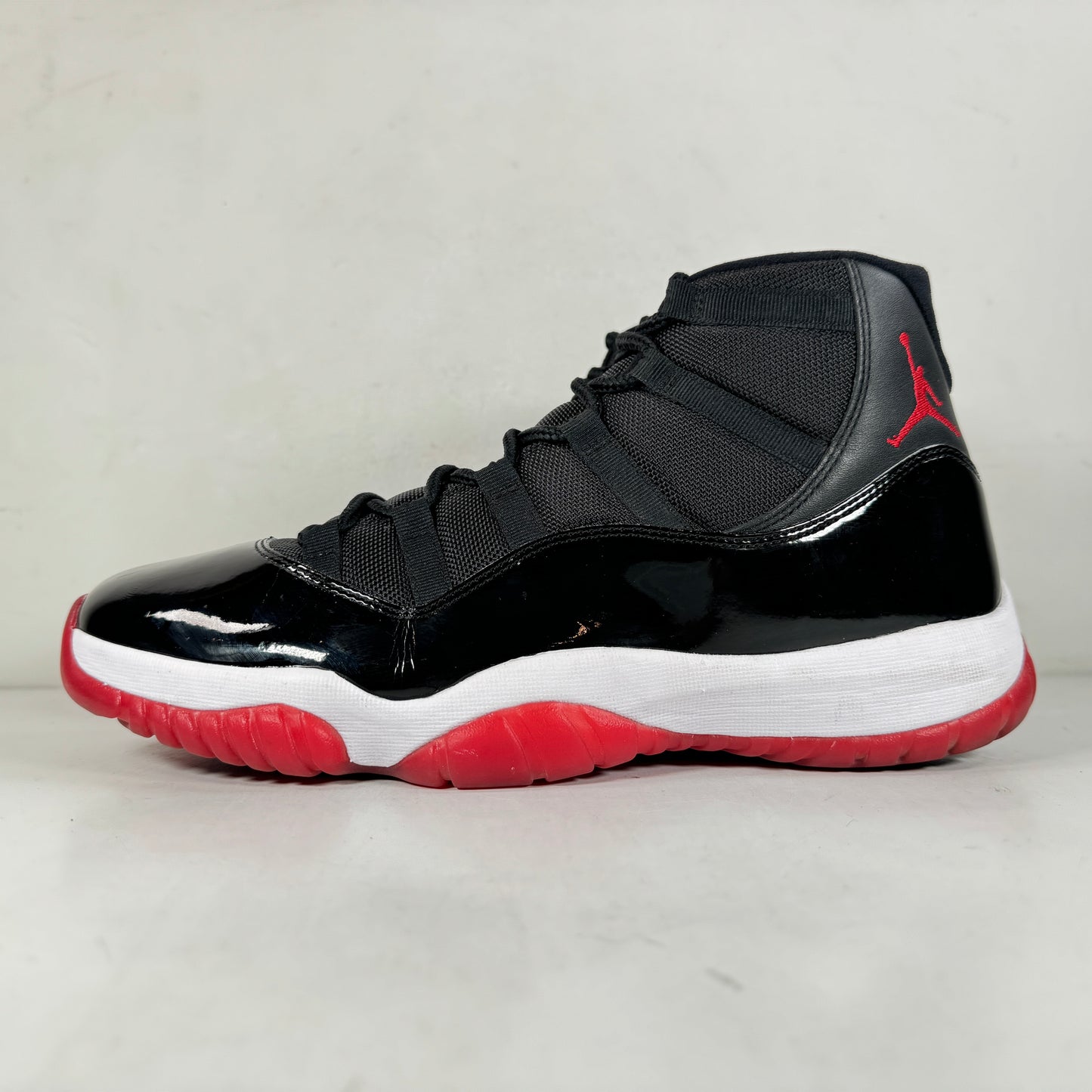 378037 061 Jordan 11 Retro Playoffs Bred (2019) [USED] - 12 M (Used) (No Box)