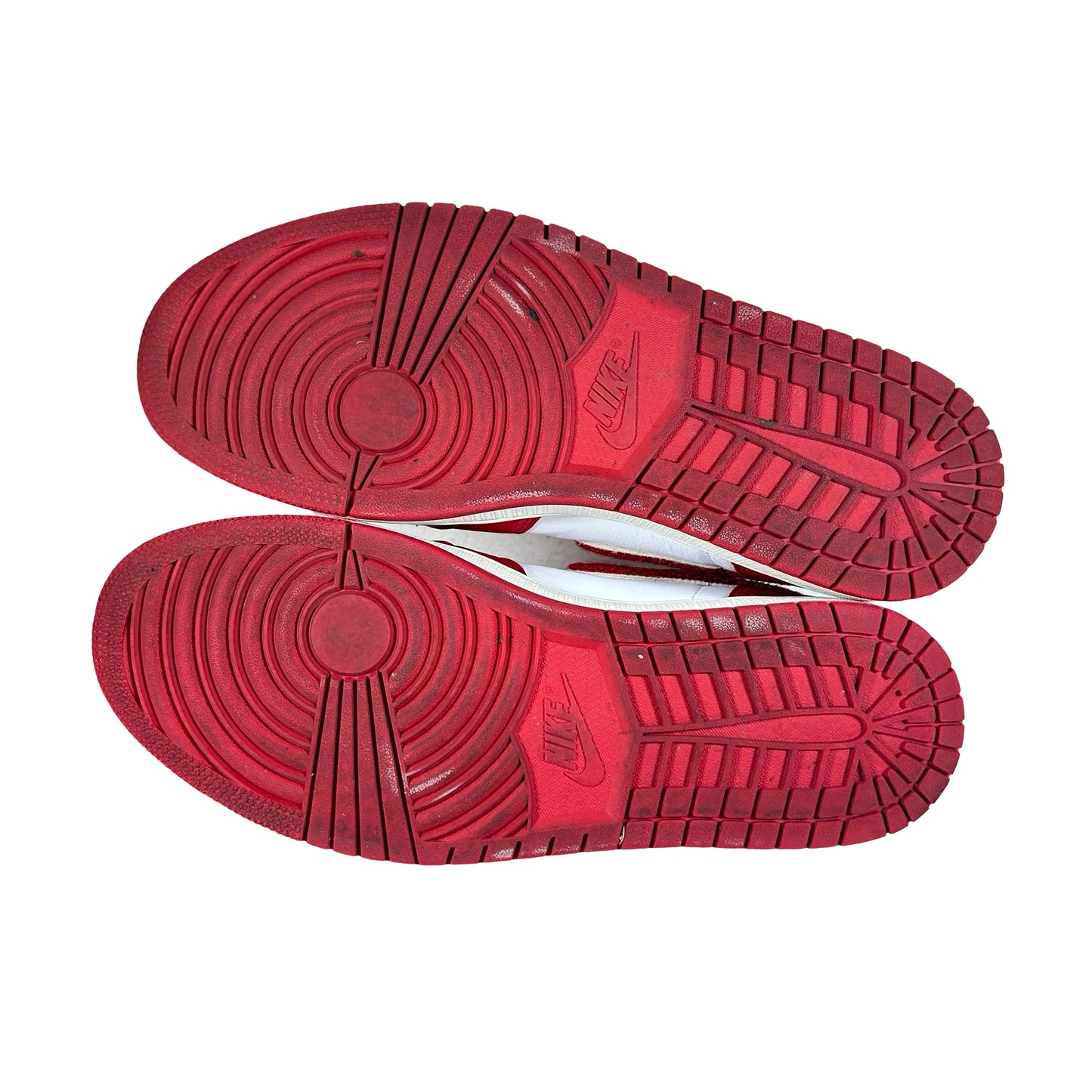DJ4891 061 Jordan 1 Retro High OG Varsity Red (W) [USED] - 12 W (Used)