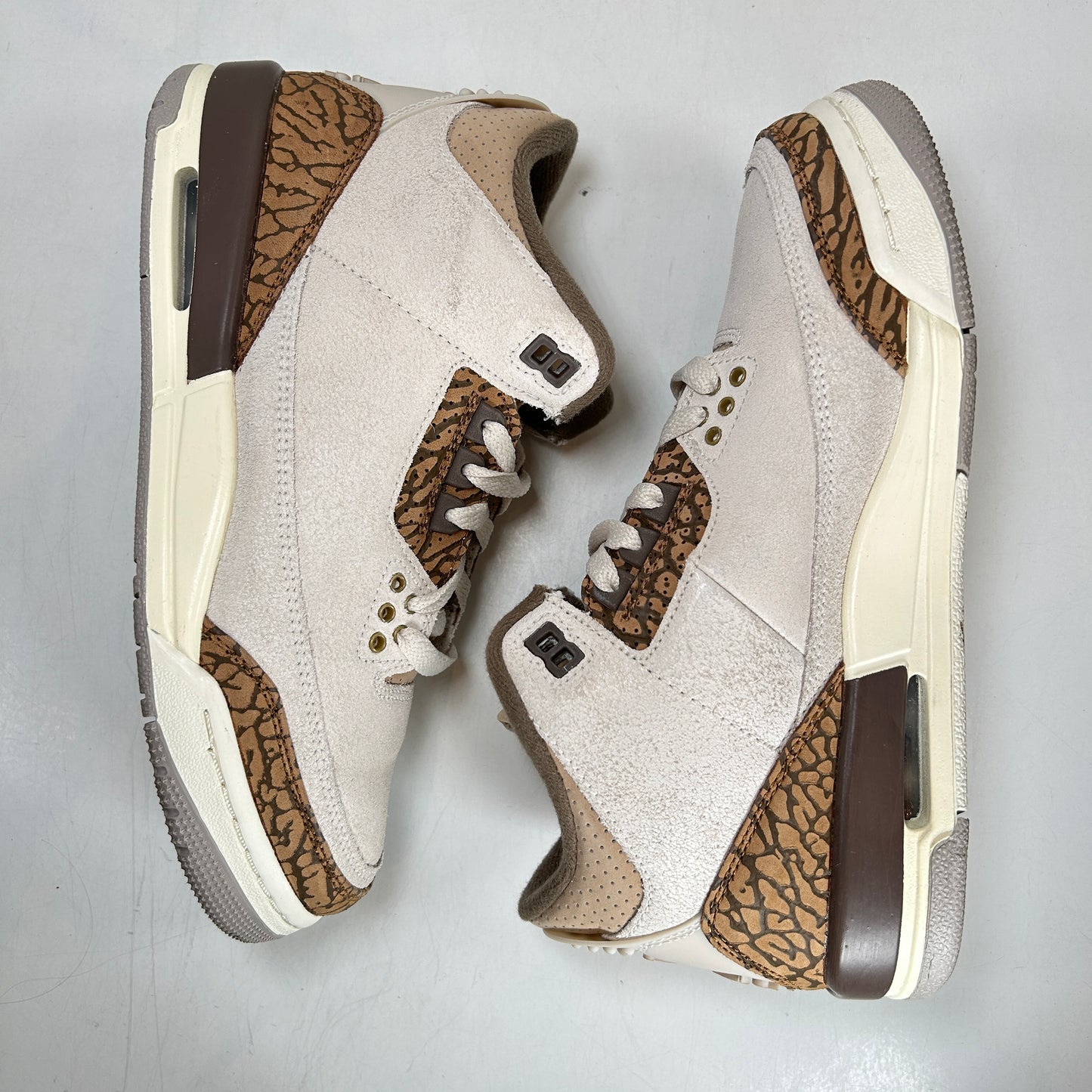 DM0867 102 Jordan 3 Retro Palomino (GS) [USED] - 6 Y (Used)