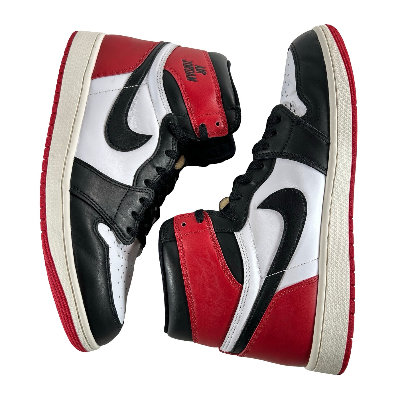 DZ5485 106 Jordan 1 Retro High OG Black Toe Reimagined [USED] - 12 M (Used4)