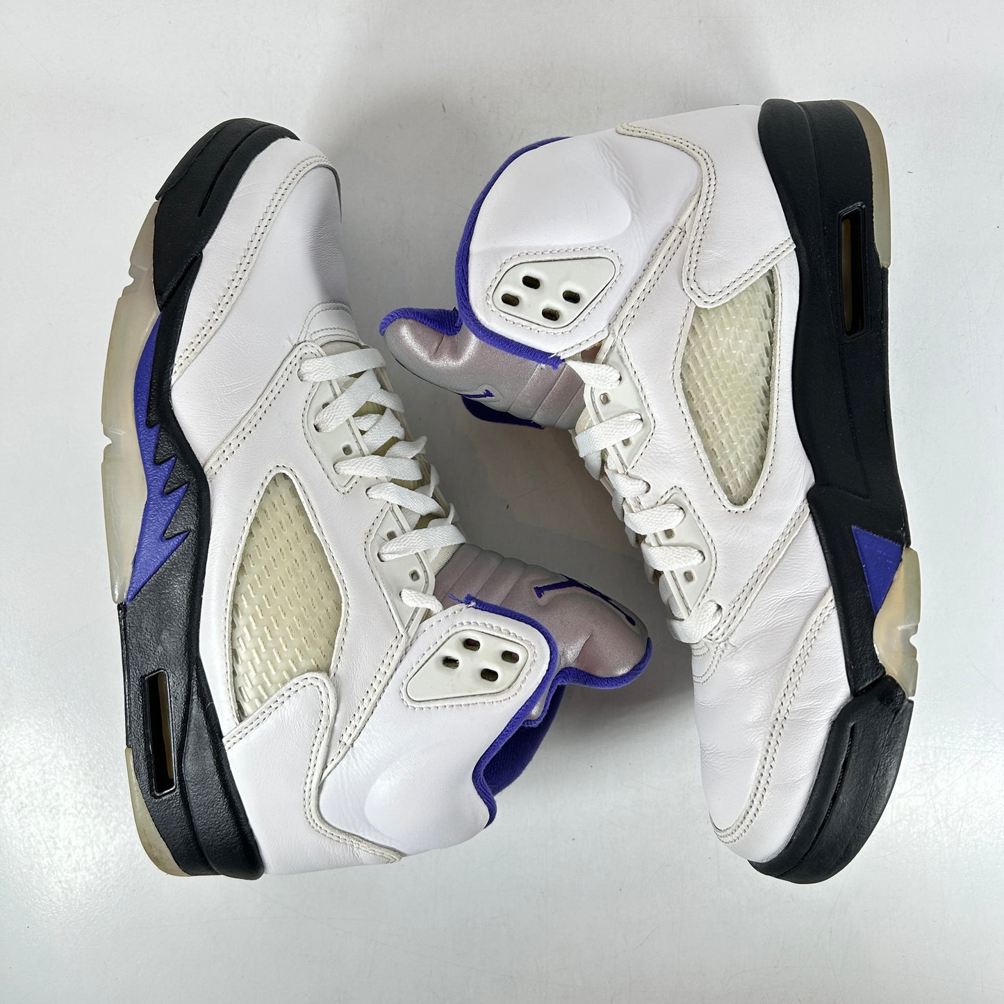 DD0587 141 Jordan 5 Retro Dark Concord [USED] - 7.5 M (Used)