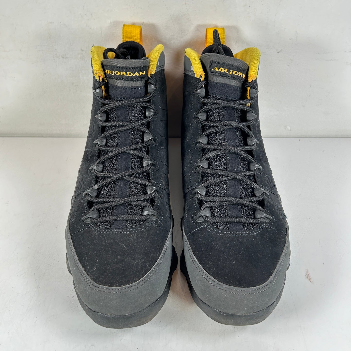 CT8019 070 Jordan 9 Retro Dark Charcoal Universidad Oro