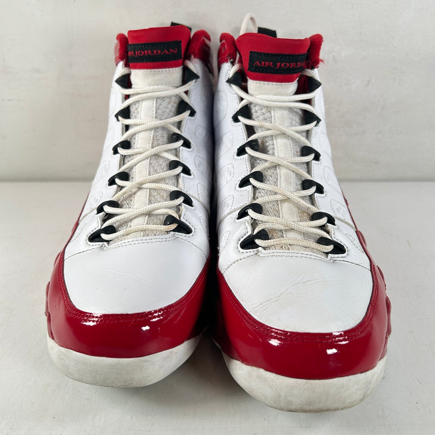 302370 160 Jordan 9 Retro White Gym Red [USED] - 11 M (Used)