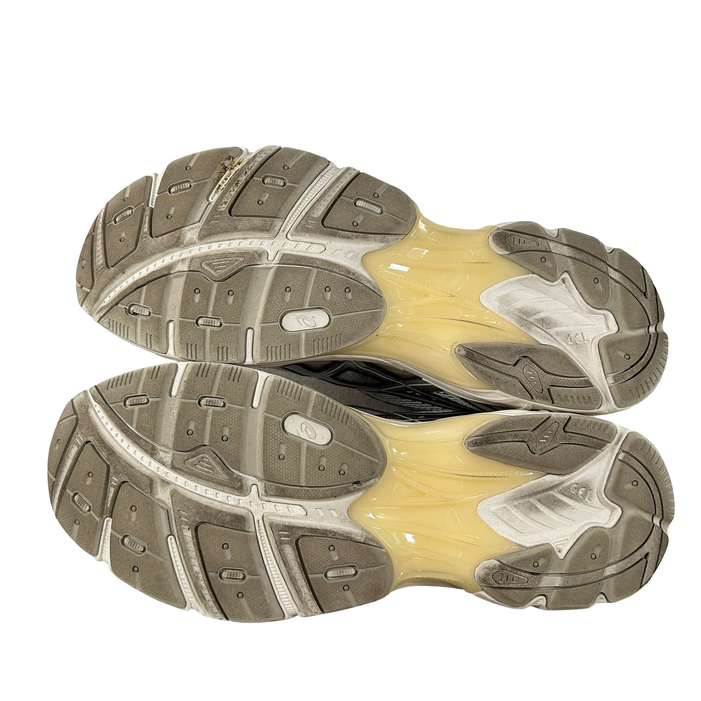 1203A654 100 ASICS GT-2160 Above the Clouds Chocolate Brown [USED] - 13 M (Used2)